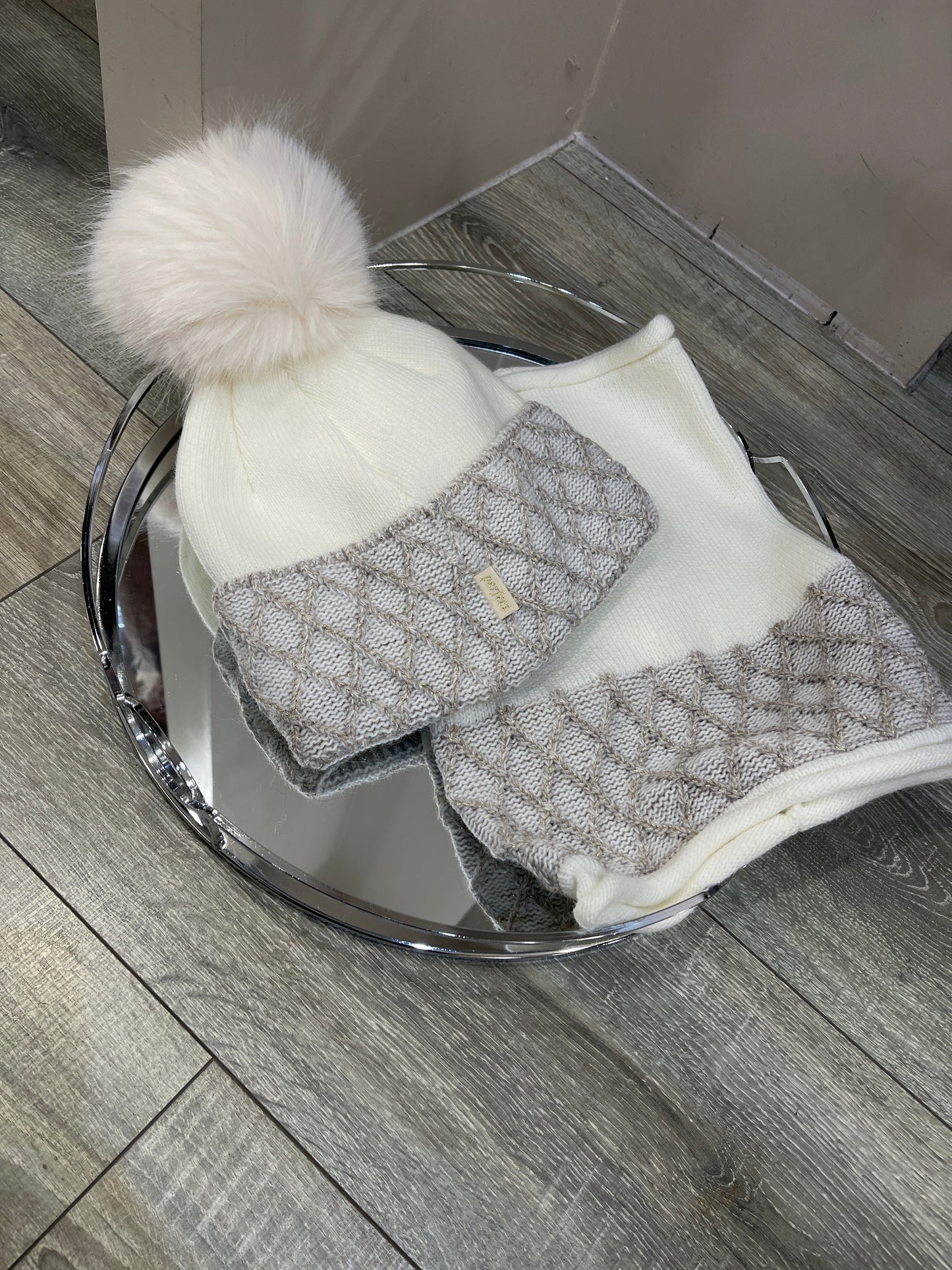 JULIA CREAM HAT SET