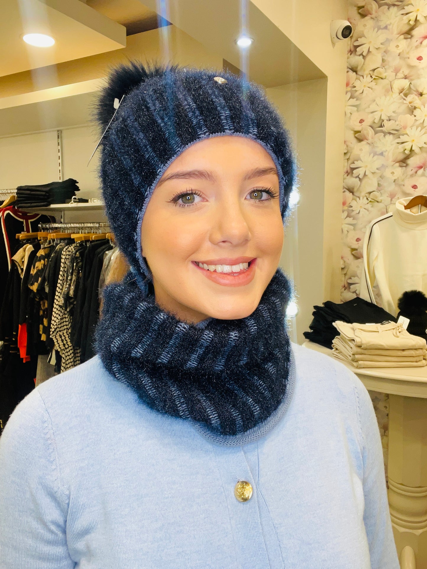 KARINA NAVY HAT SET