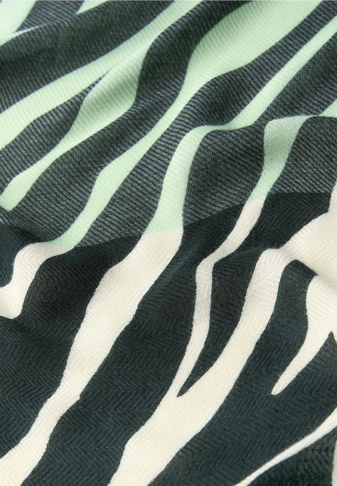 SAMIRA SCARF