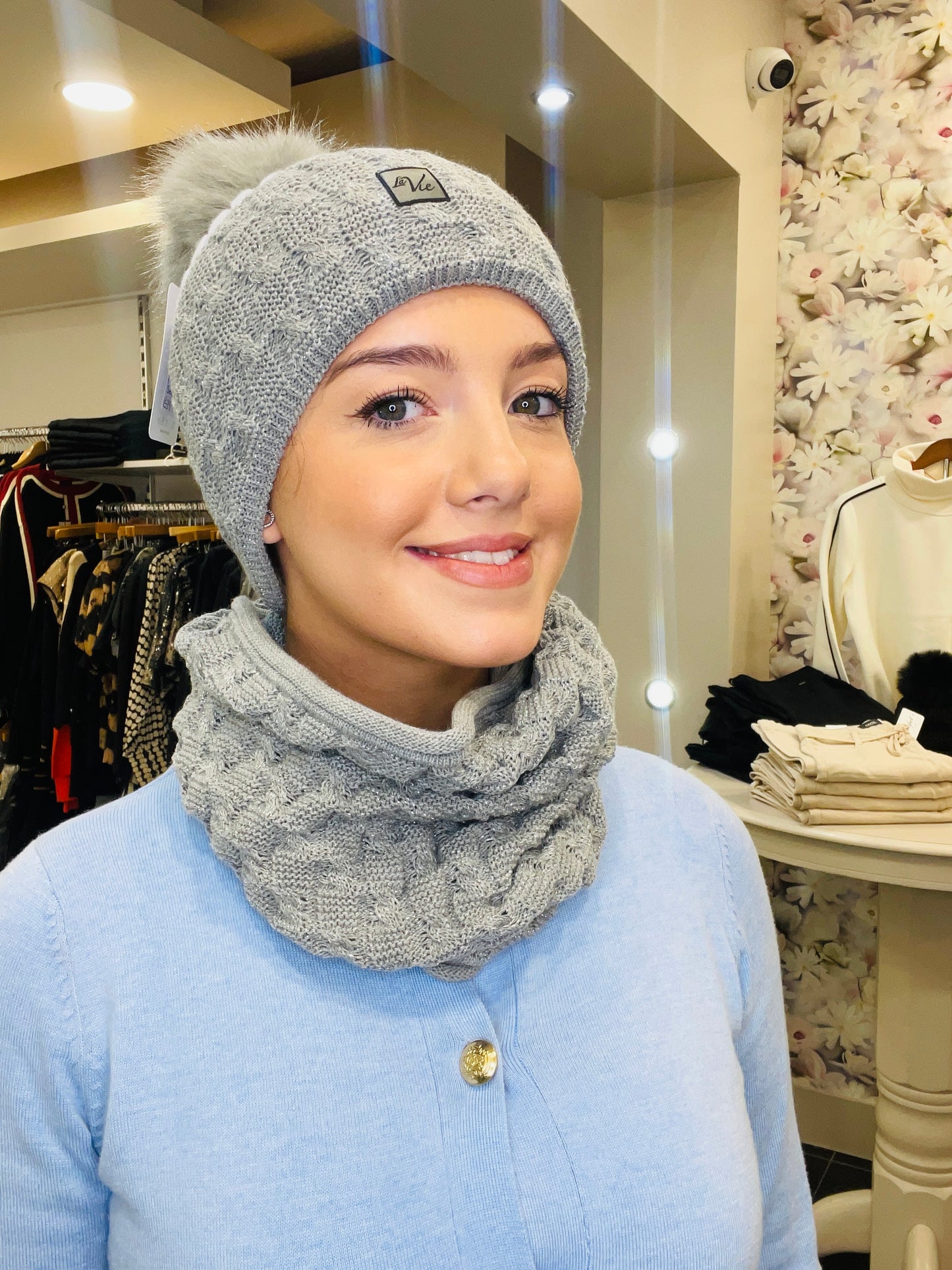 BEATA BLUE HAT SET