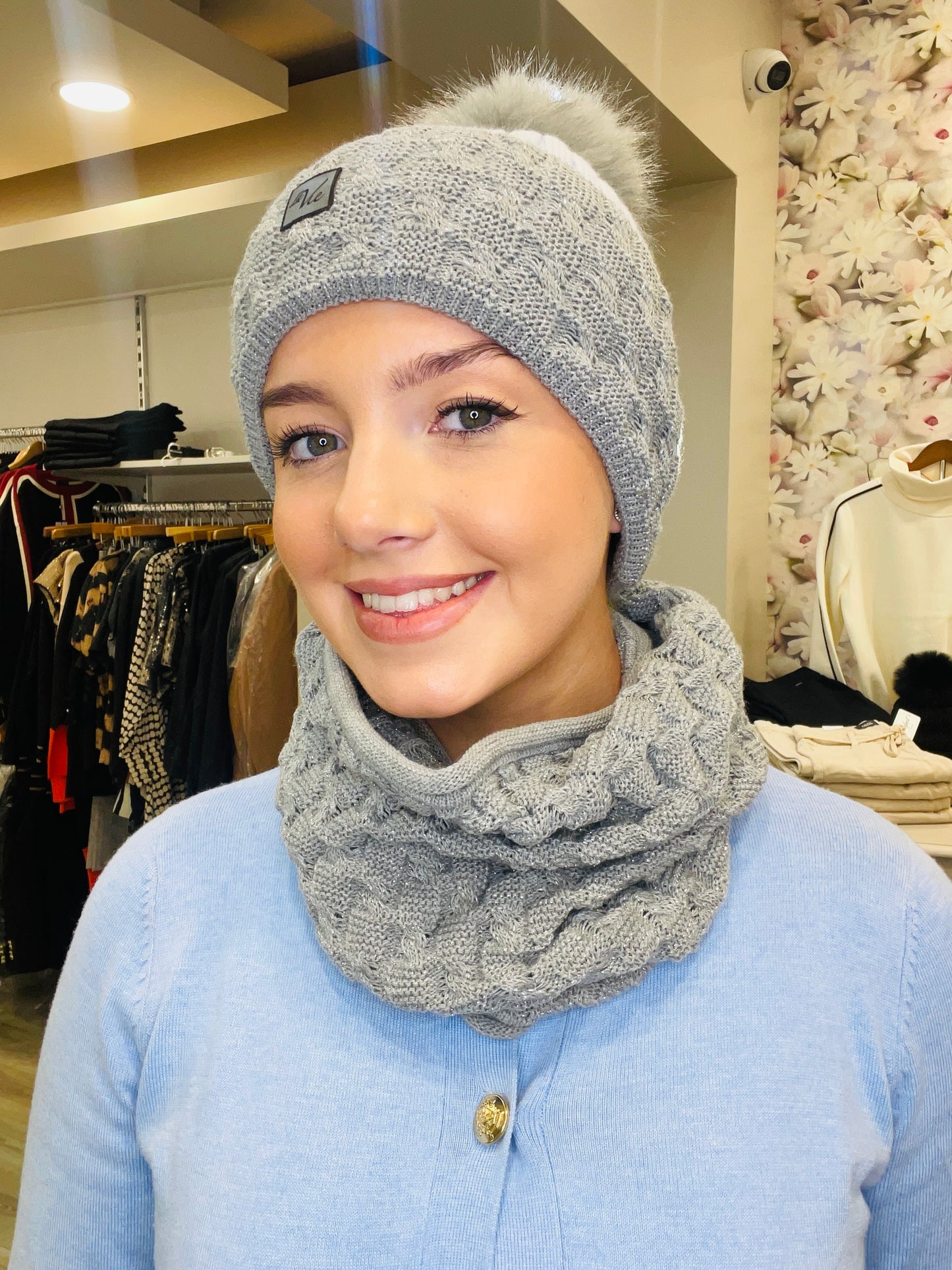 BEATA BLUE HAT SET