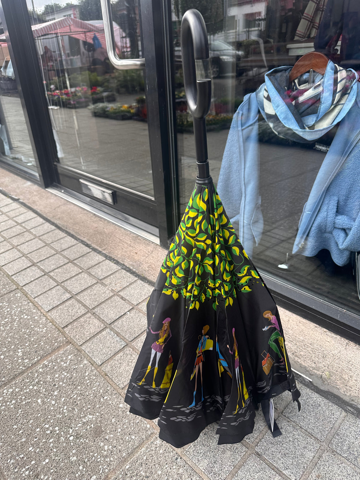 LEAF  UMBRELLA