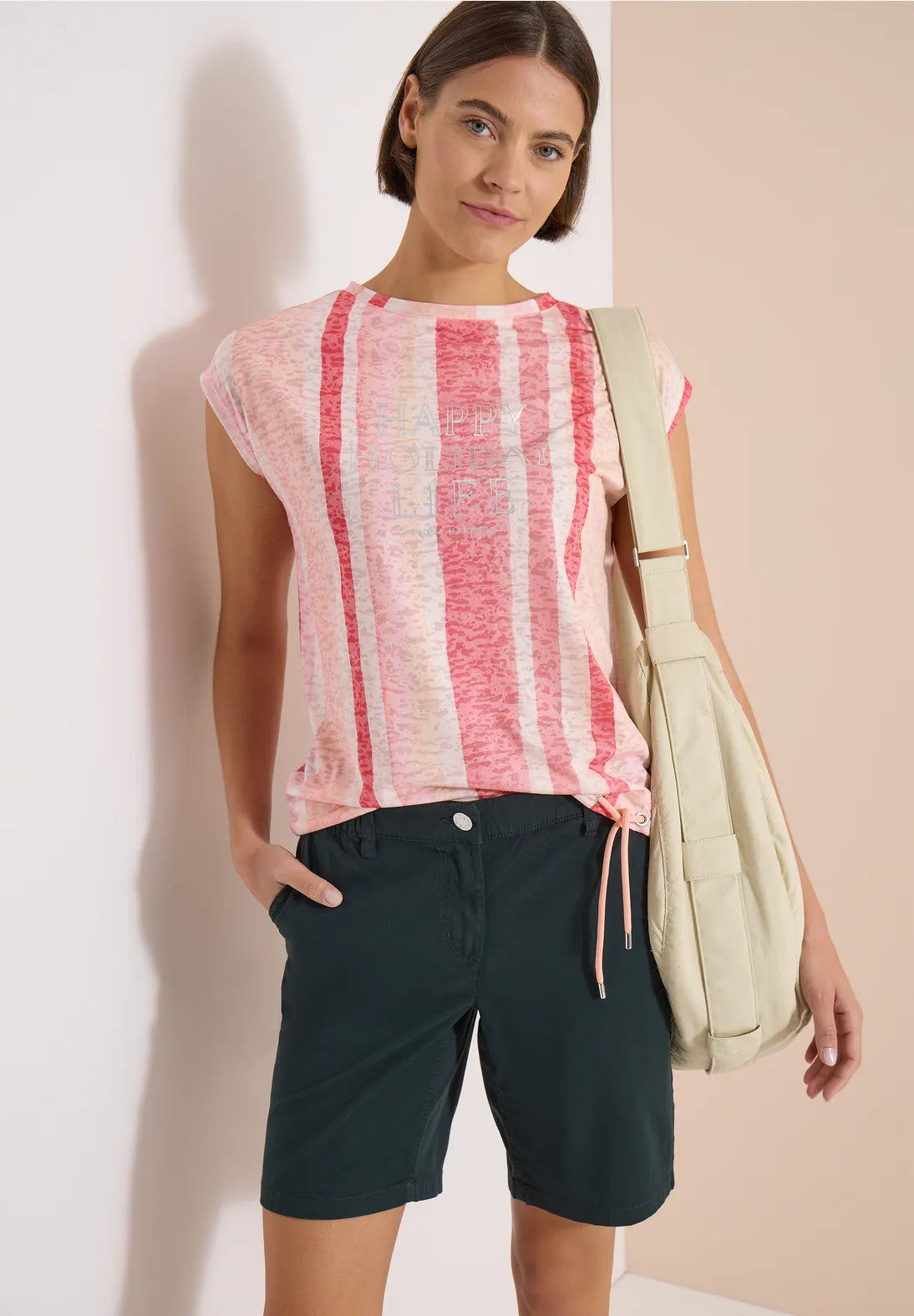 HAPPY CORAL TEE