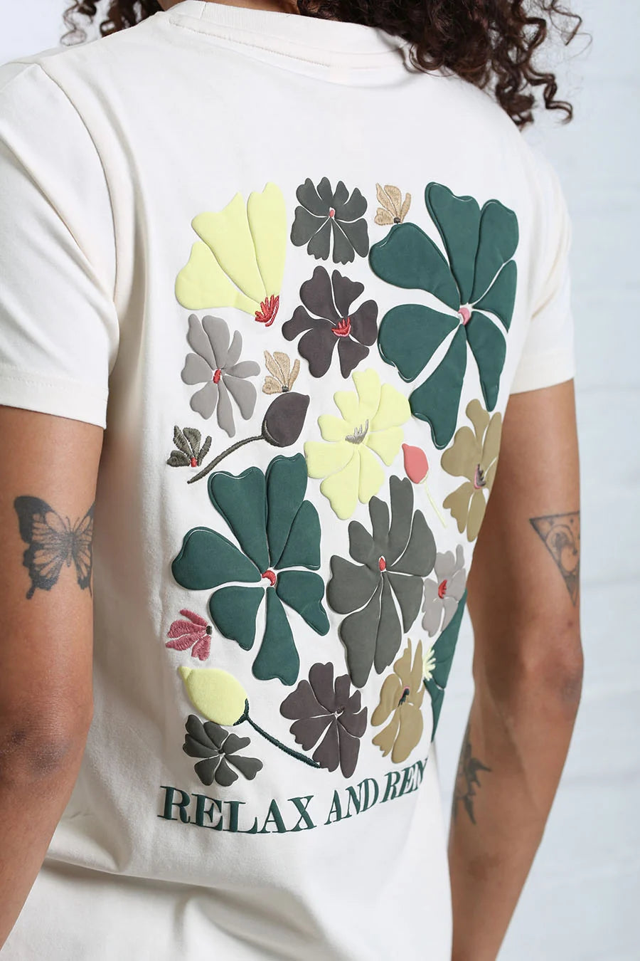 FAYE TEE