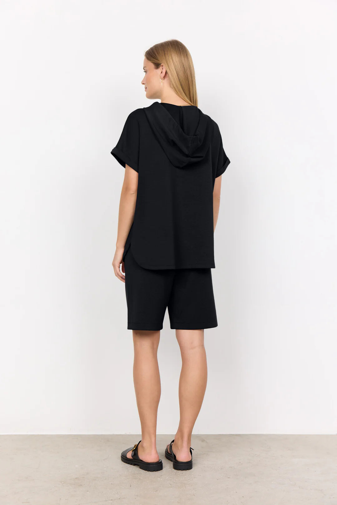 SUSAN BLACK TOP