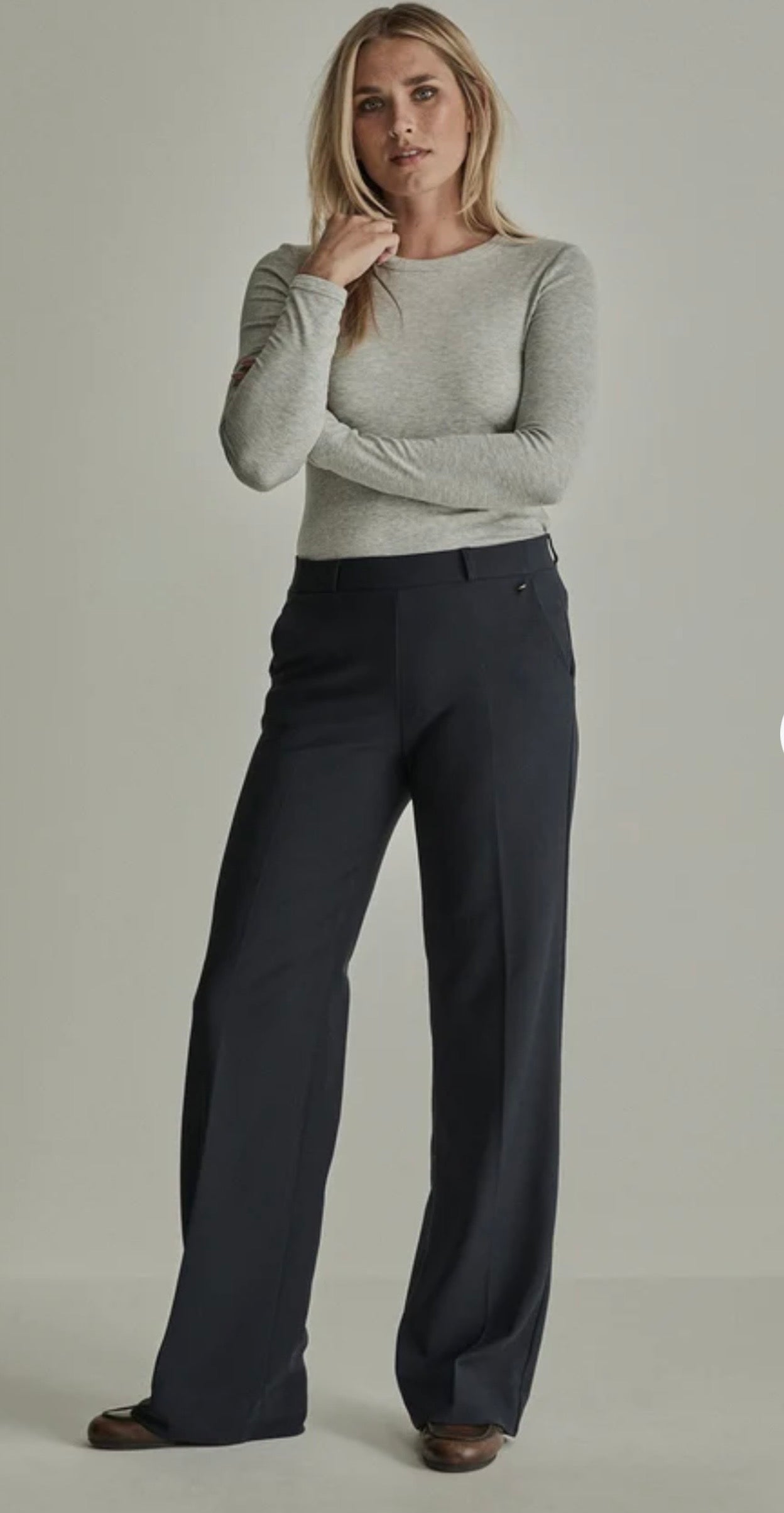 MIRA NAVY TROUSERS