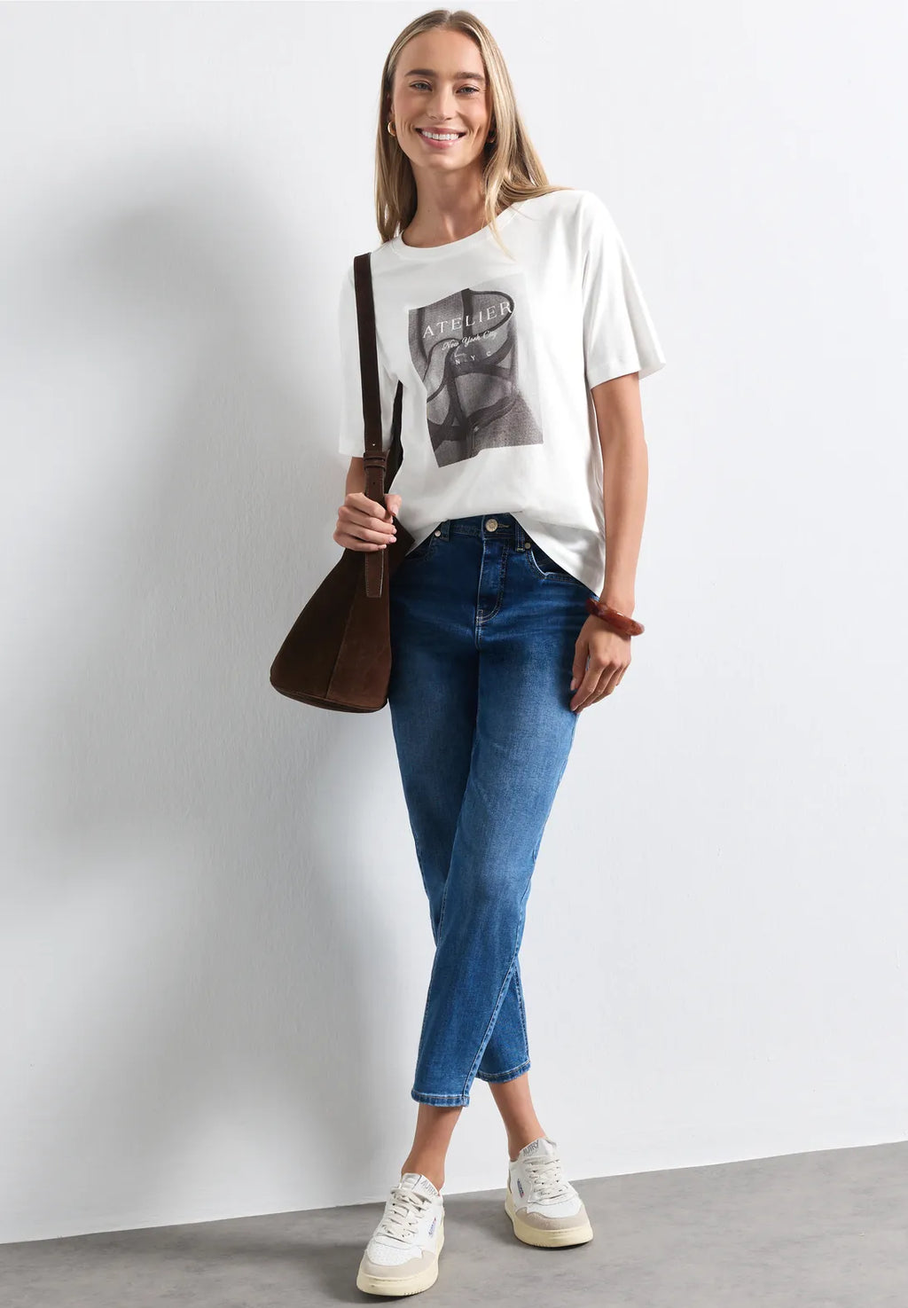 PAT WHITE T-SHIRT