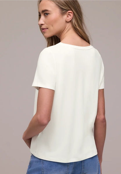 CHERRY CREAM TEE