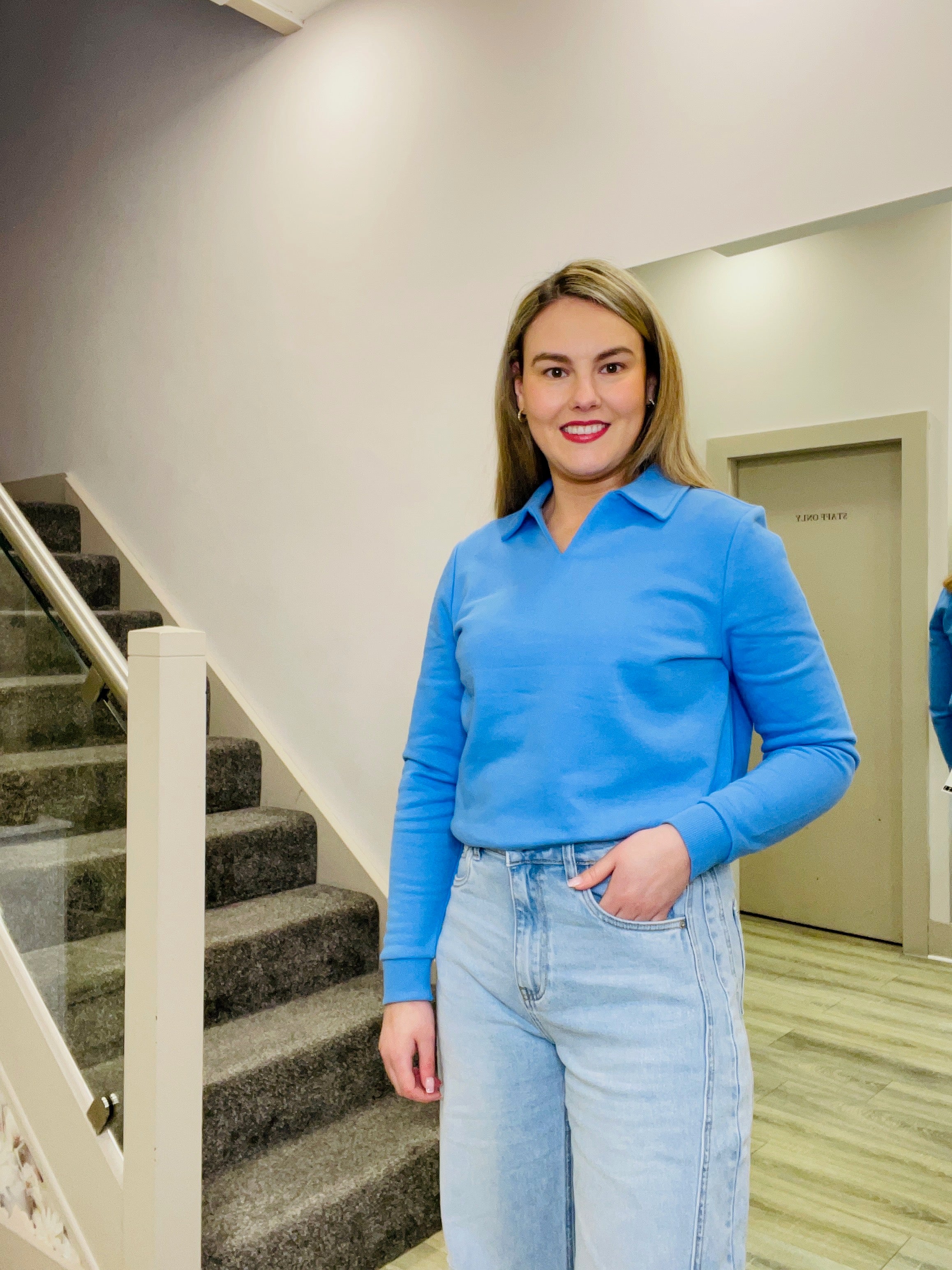 EVE BLUE SWEATER
