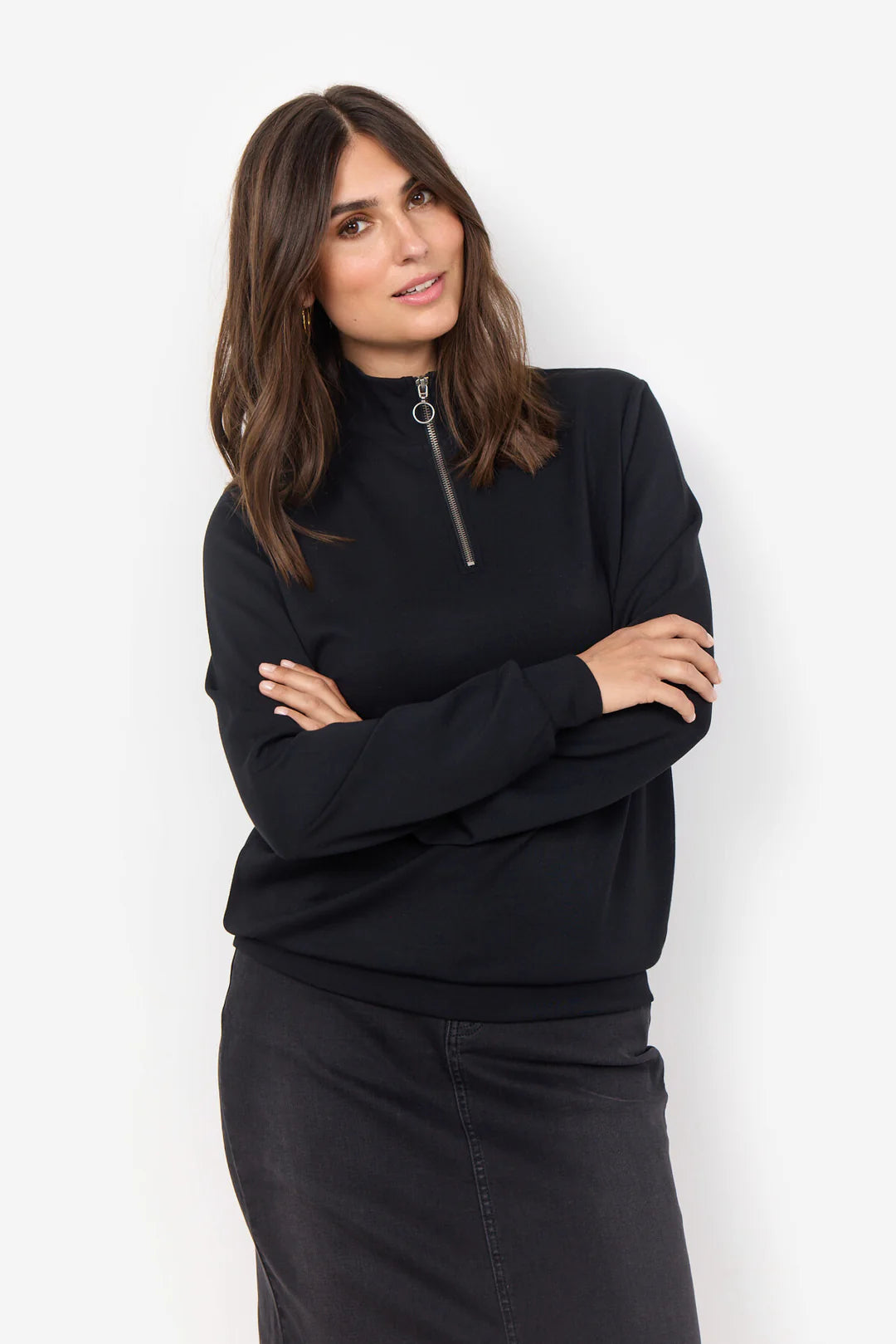 RACH BLACK SWEATER