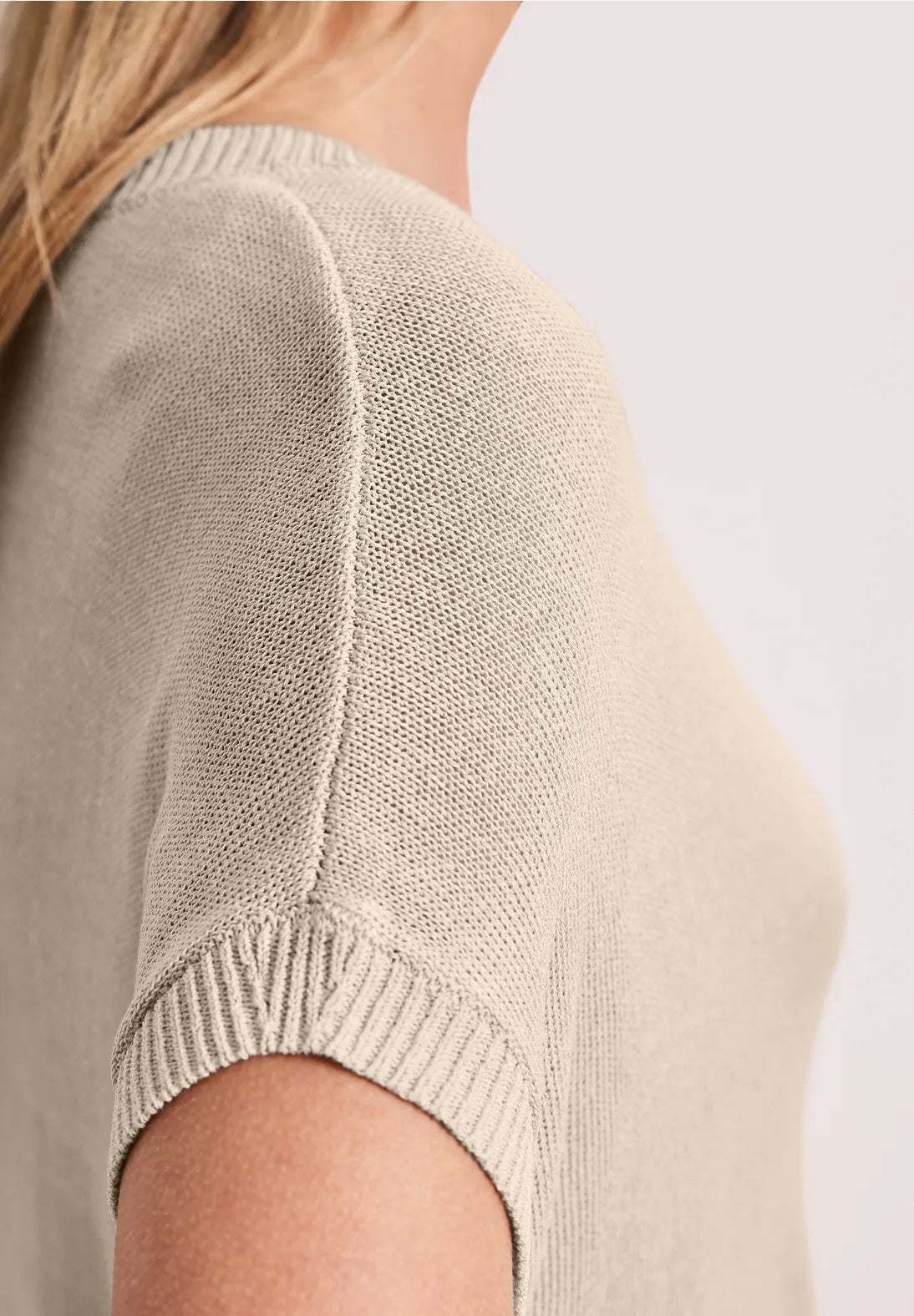 ISLA BEIGE KNIT