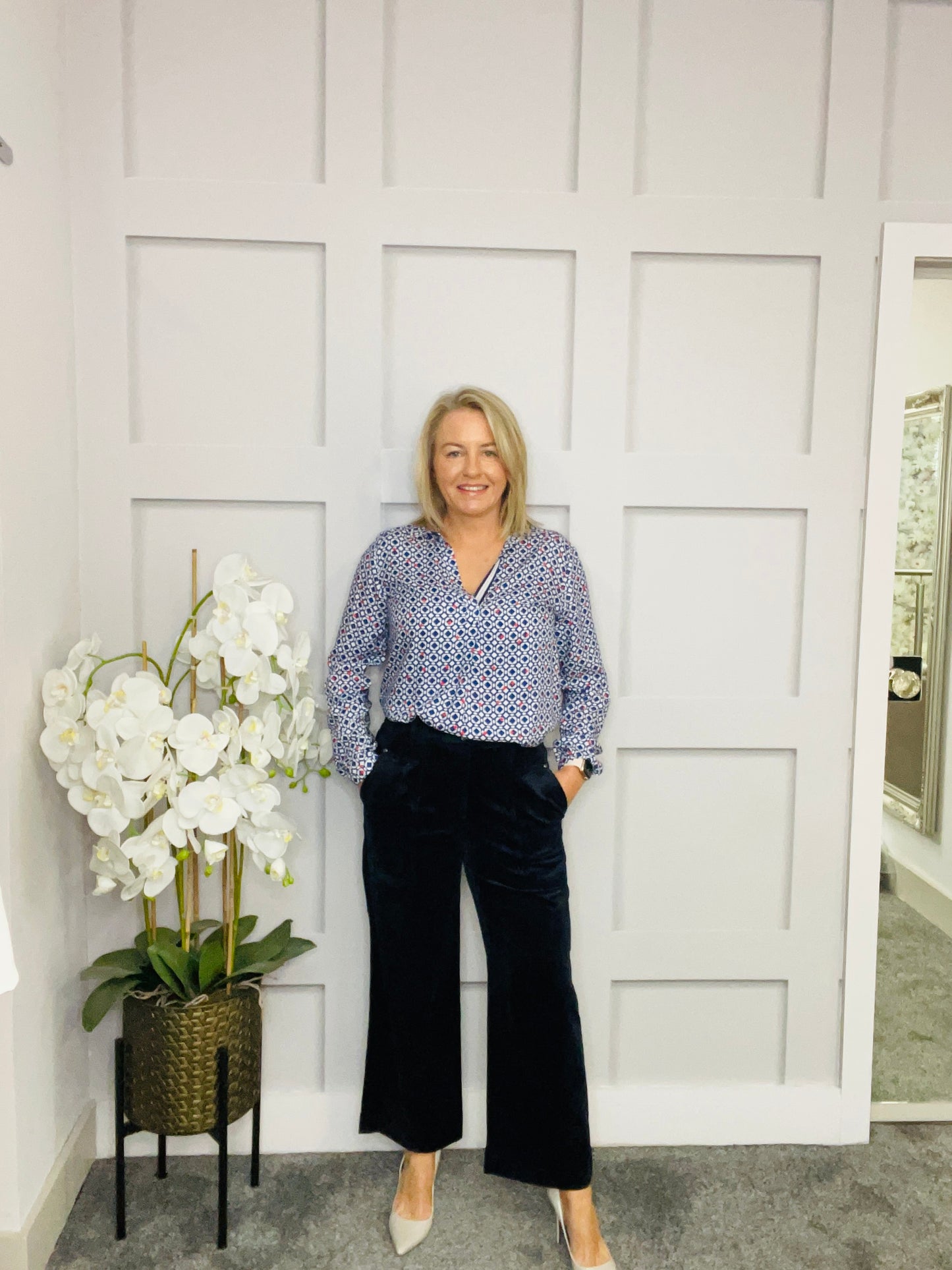 CHRISTA NAVY TROUSER