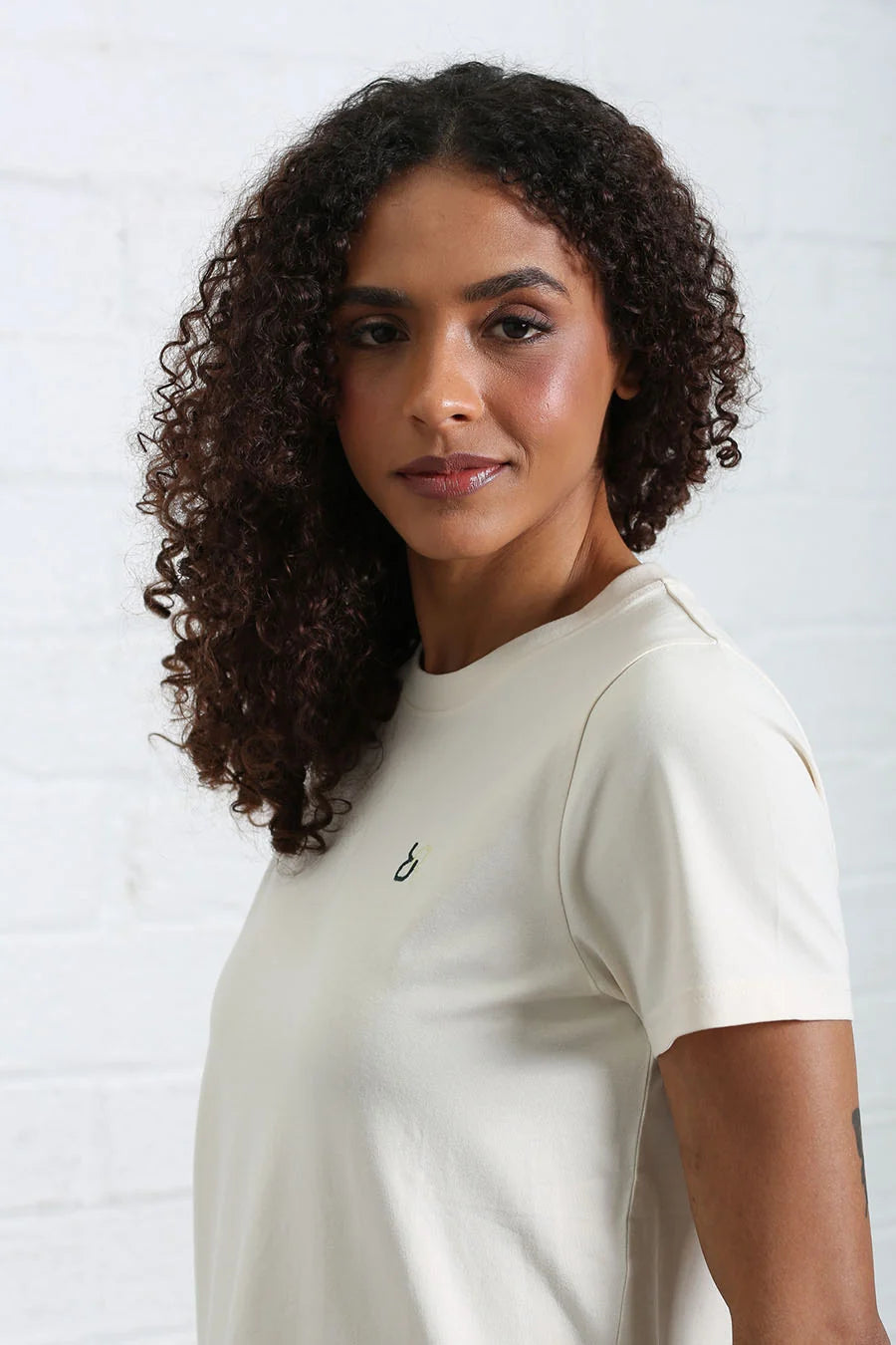 FAYE TEE