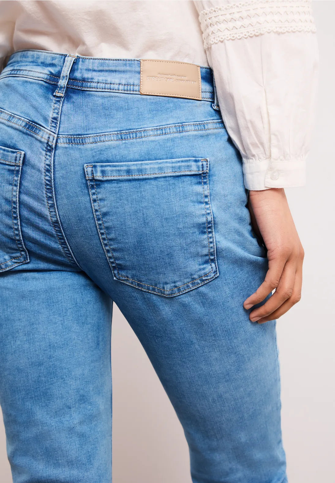 GEM JEANS