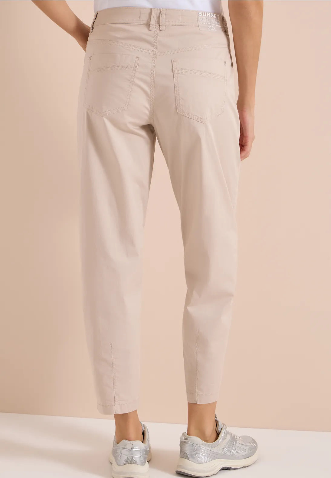 SCARLETT BEIGE TROUSERS