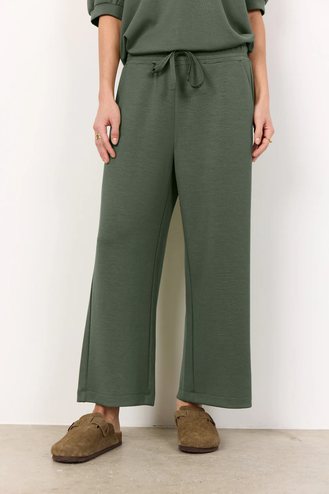 SUE KHAKI JOGGER