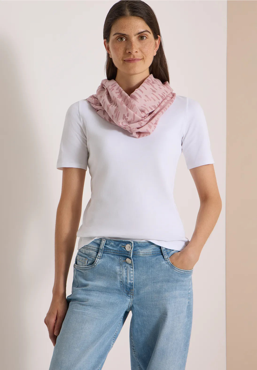 BELLA ROSE  SCARF