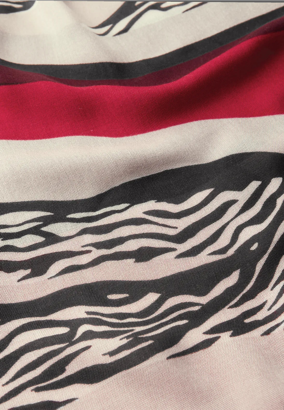 SUZY SCARF