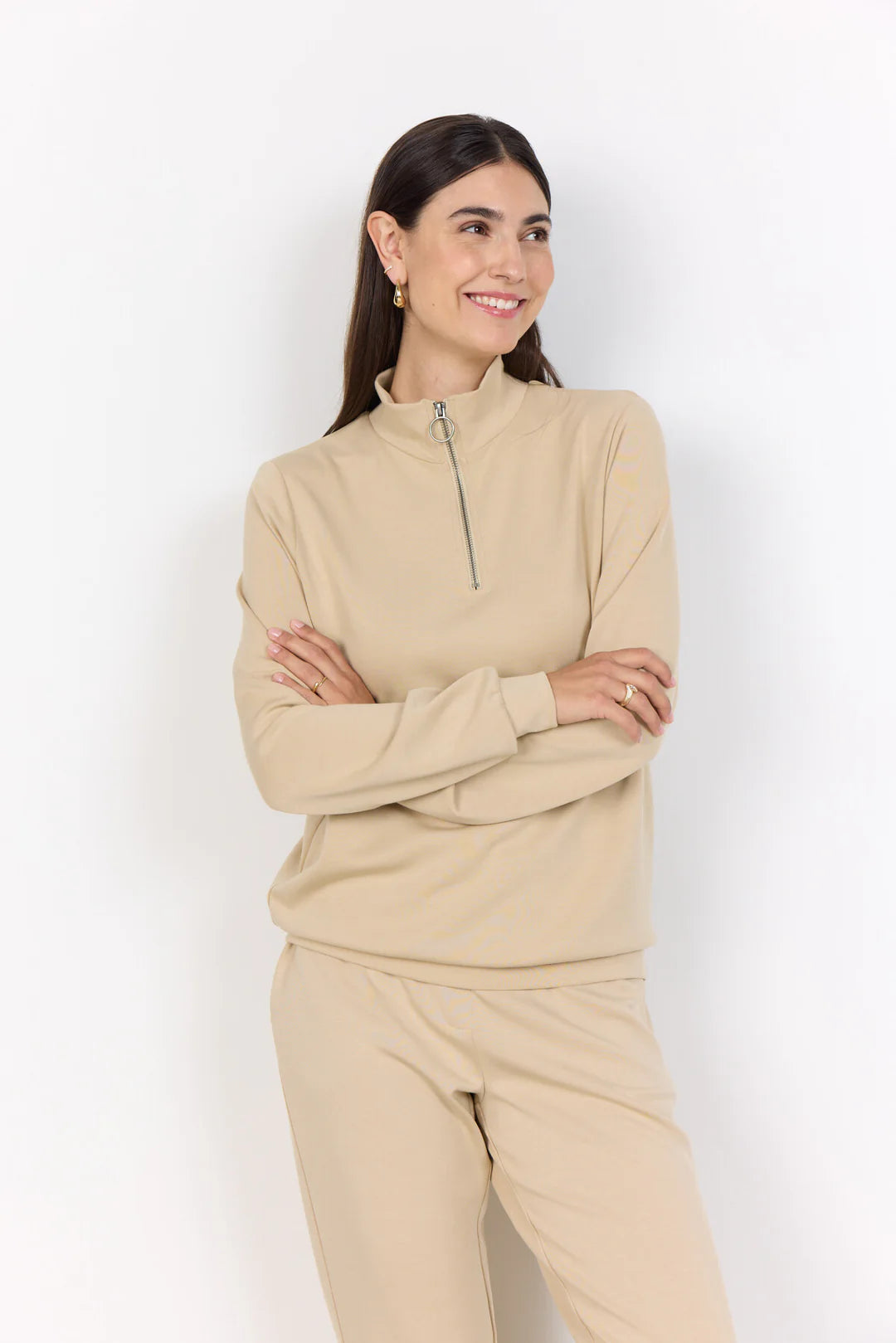 RACH BIEGE SWEATER