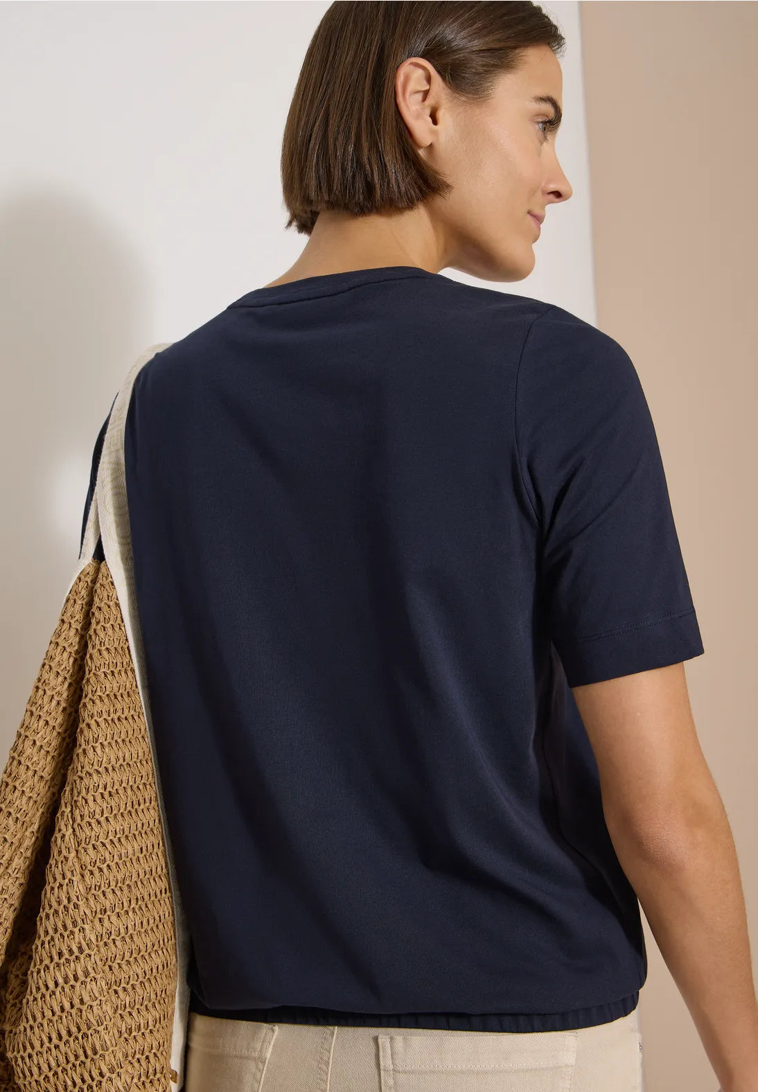 CALLY NAVY T-SHIRT