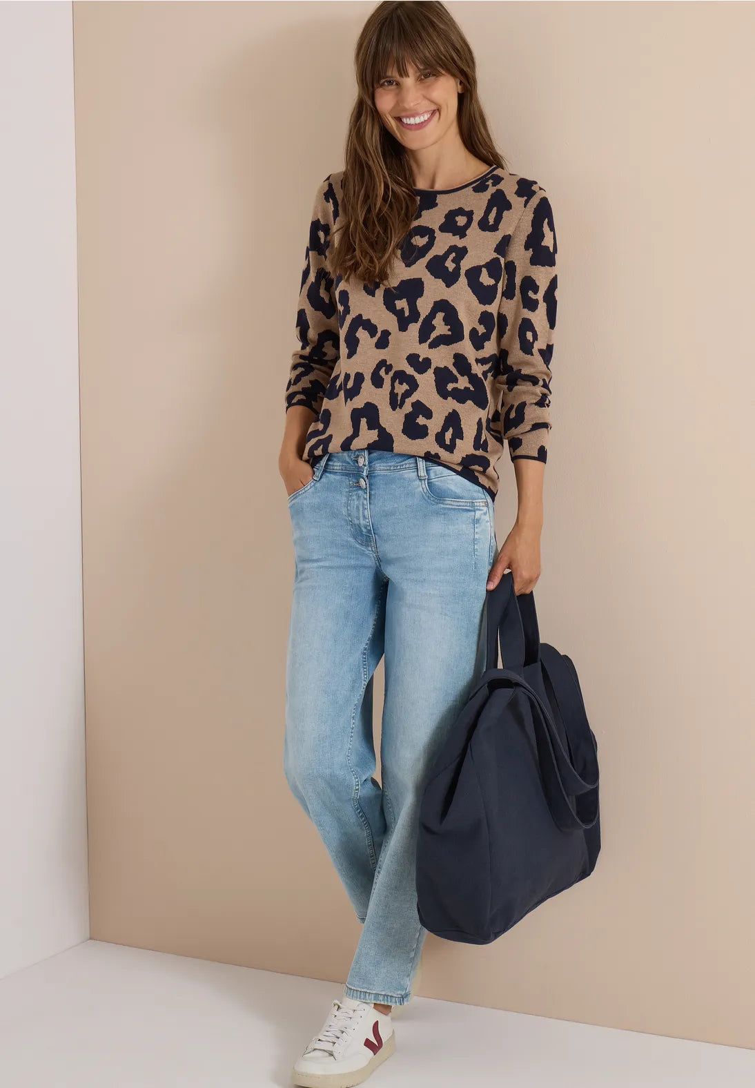 LOLA TAUPE KNIT