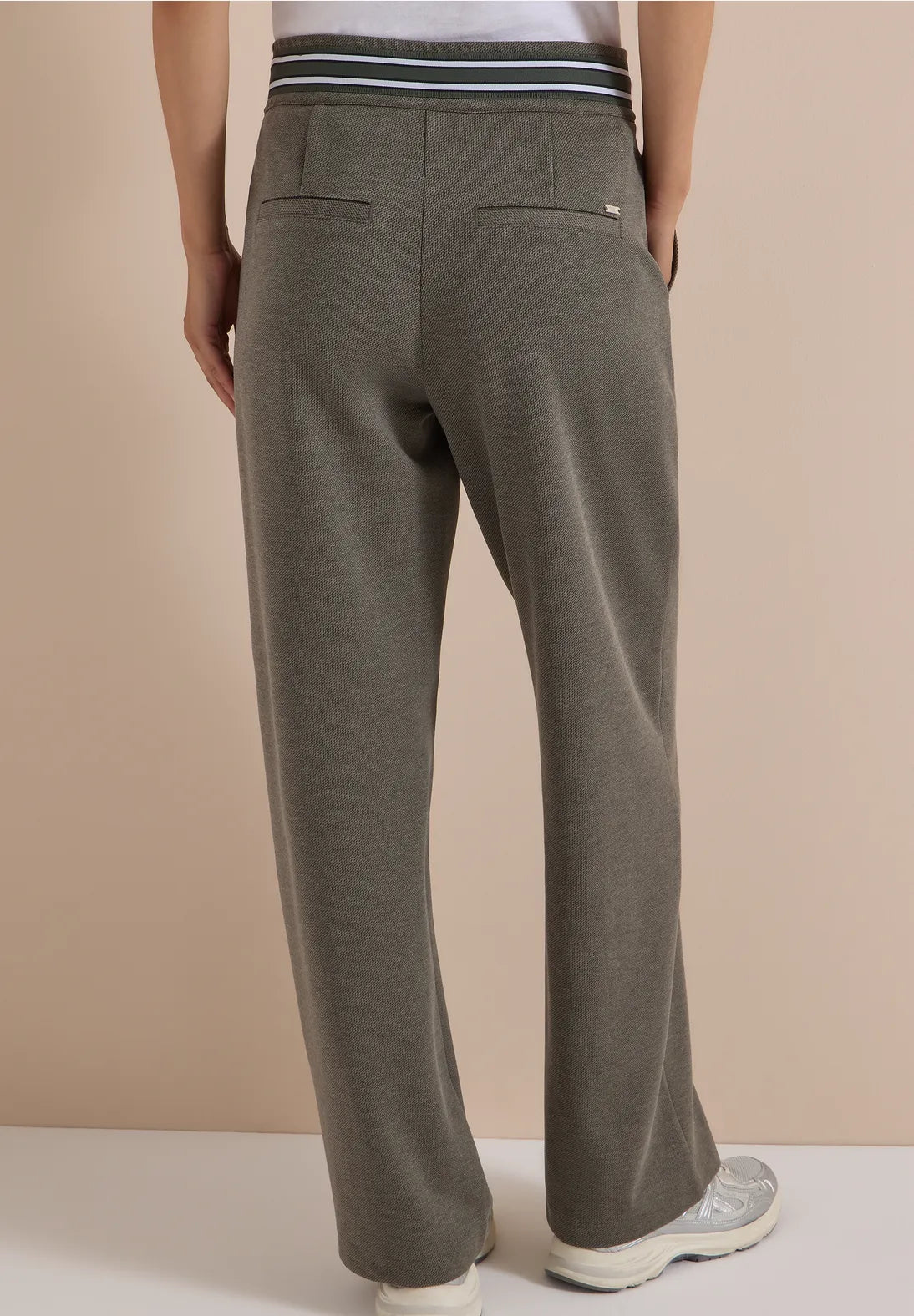 LILY GREEN JOGGER