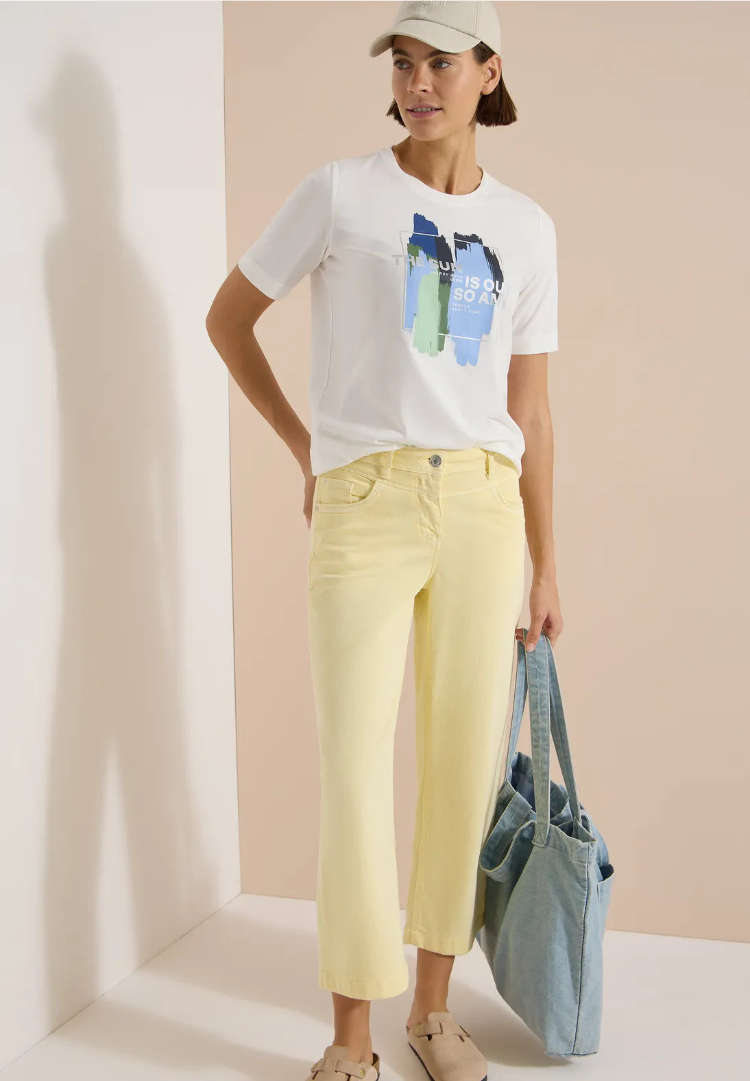 CALLY WHITE T-SHIRT