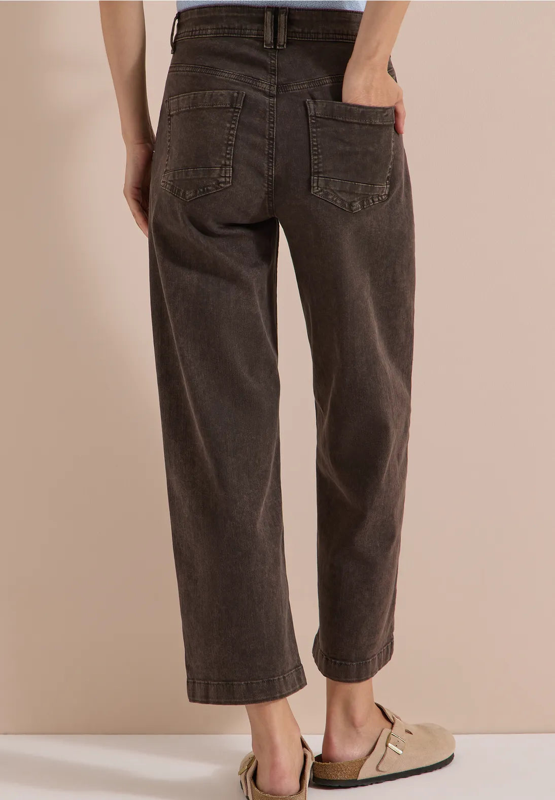 SAFFRON BROWN JEAN