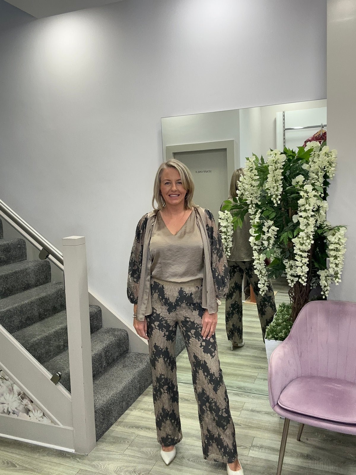 LACI BLOUSE