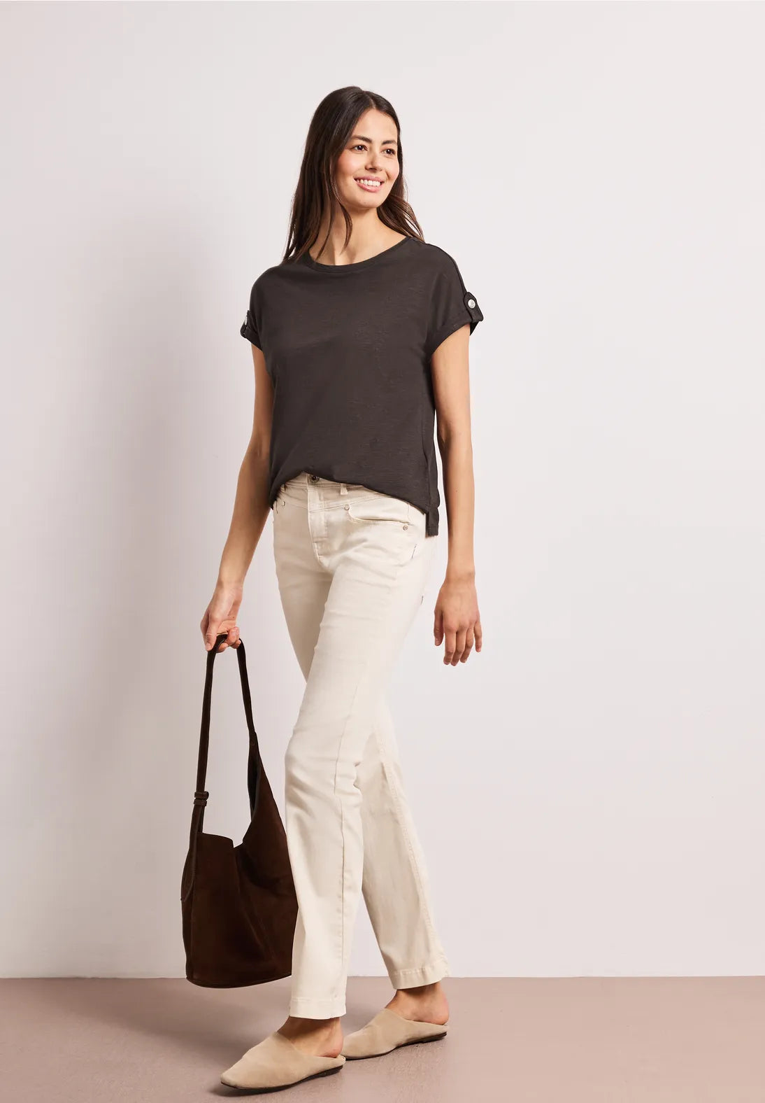 JEN BROWN TEE