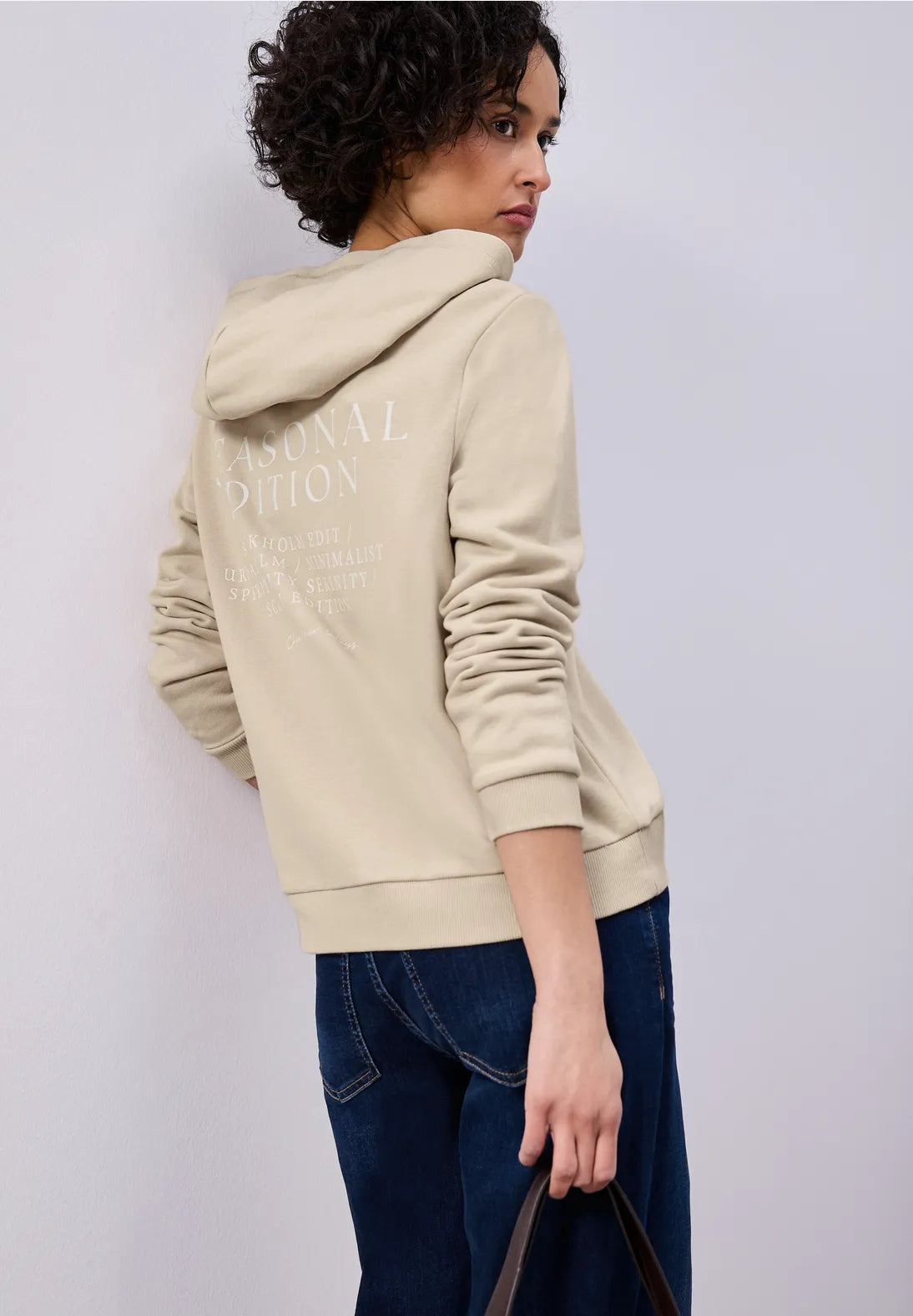 EDEN TAUPE SWEATER