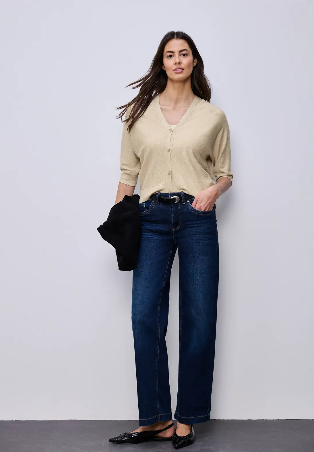 EMILY BEIGE CARDIGAN