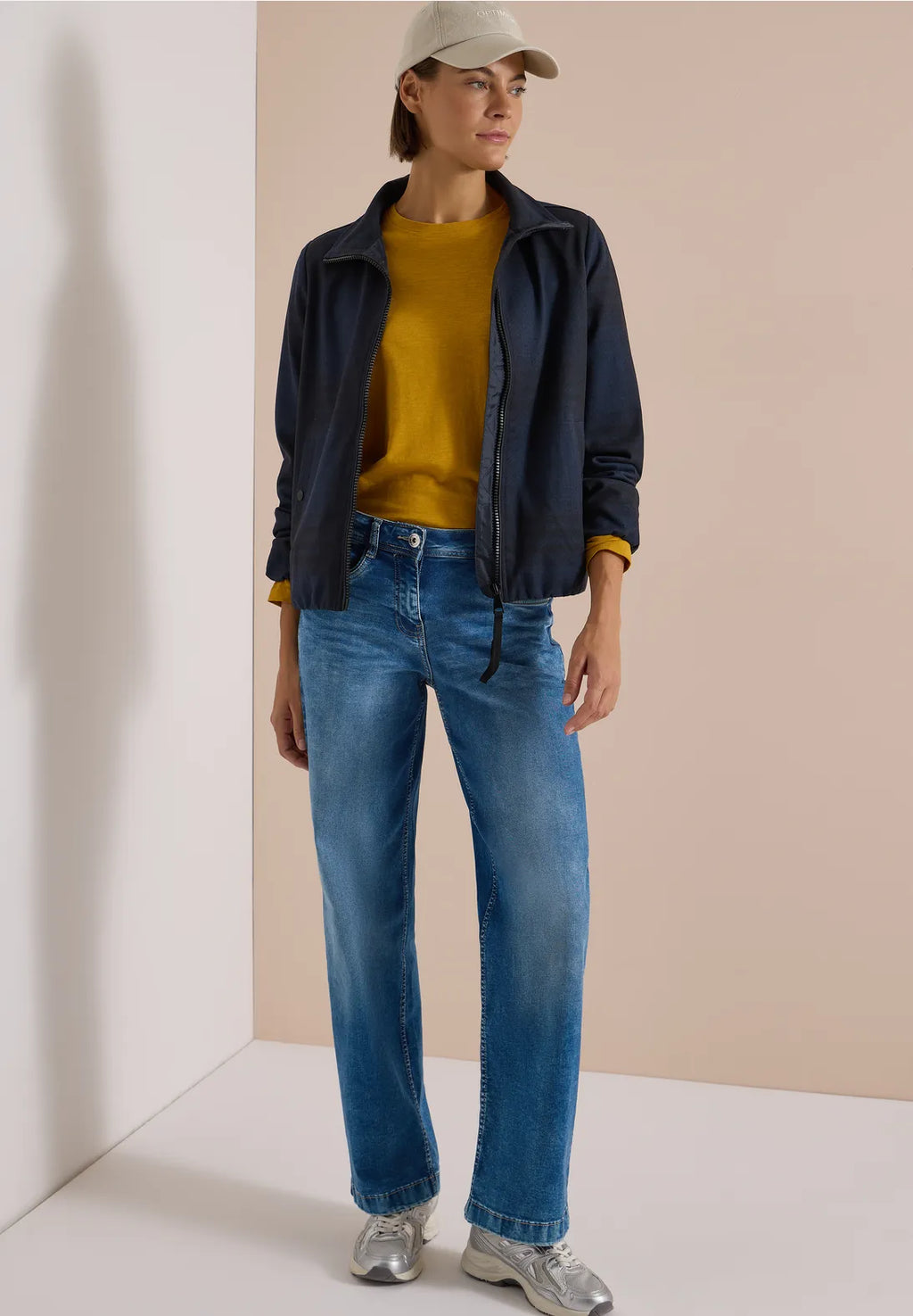 BRIA NAVY JACKET