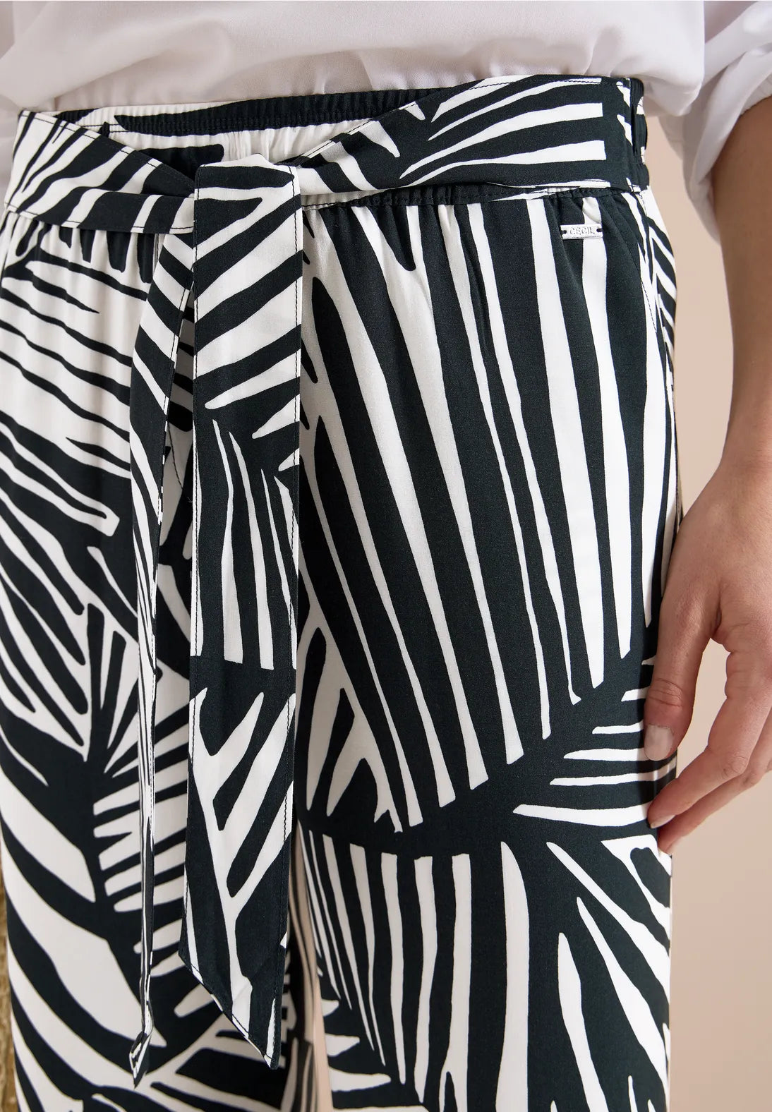 EVIA TROUSER