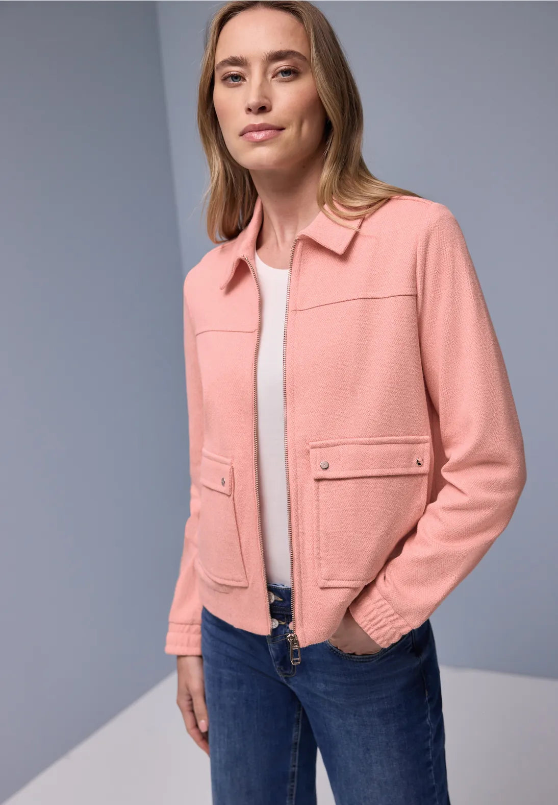 CYRA JACKET