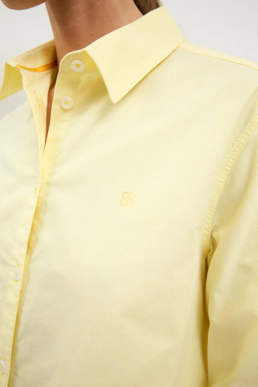 SIL YELLOW SHIRT
