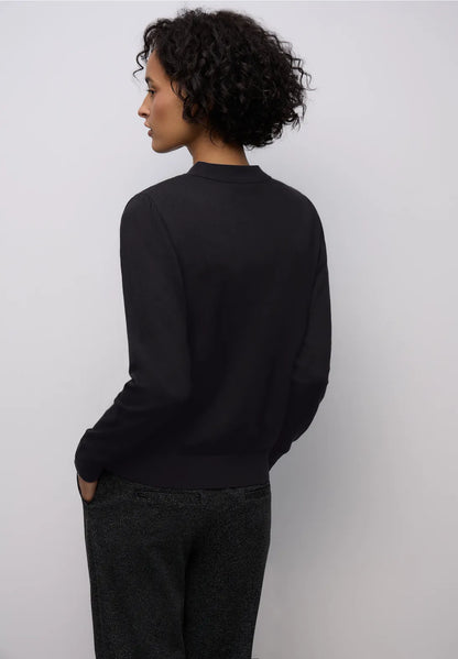 KAT BLACK  KNIT