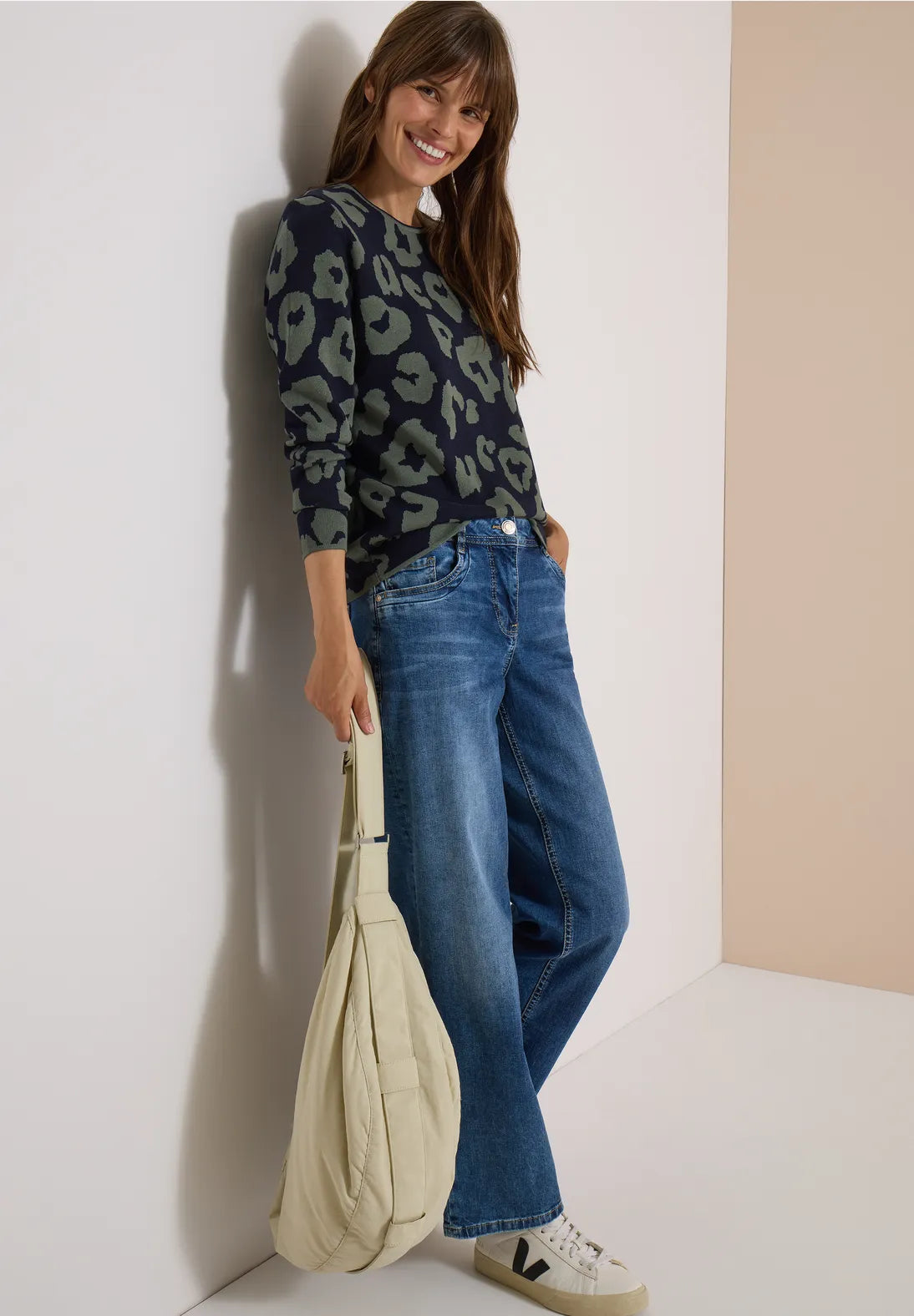 LOLA KHAKI KNIT