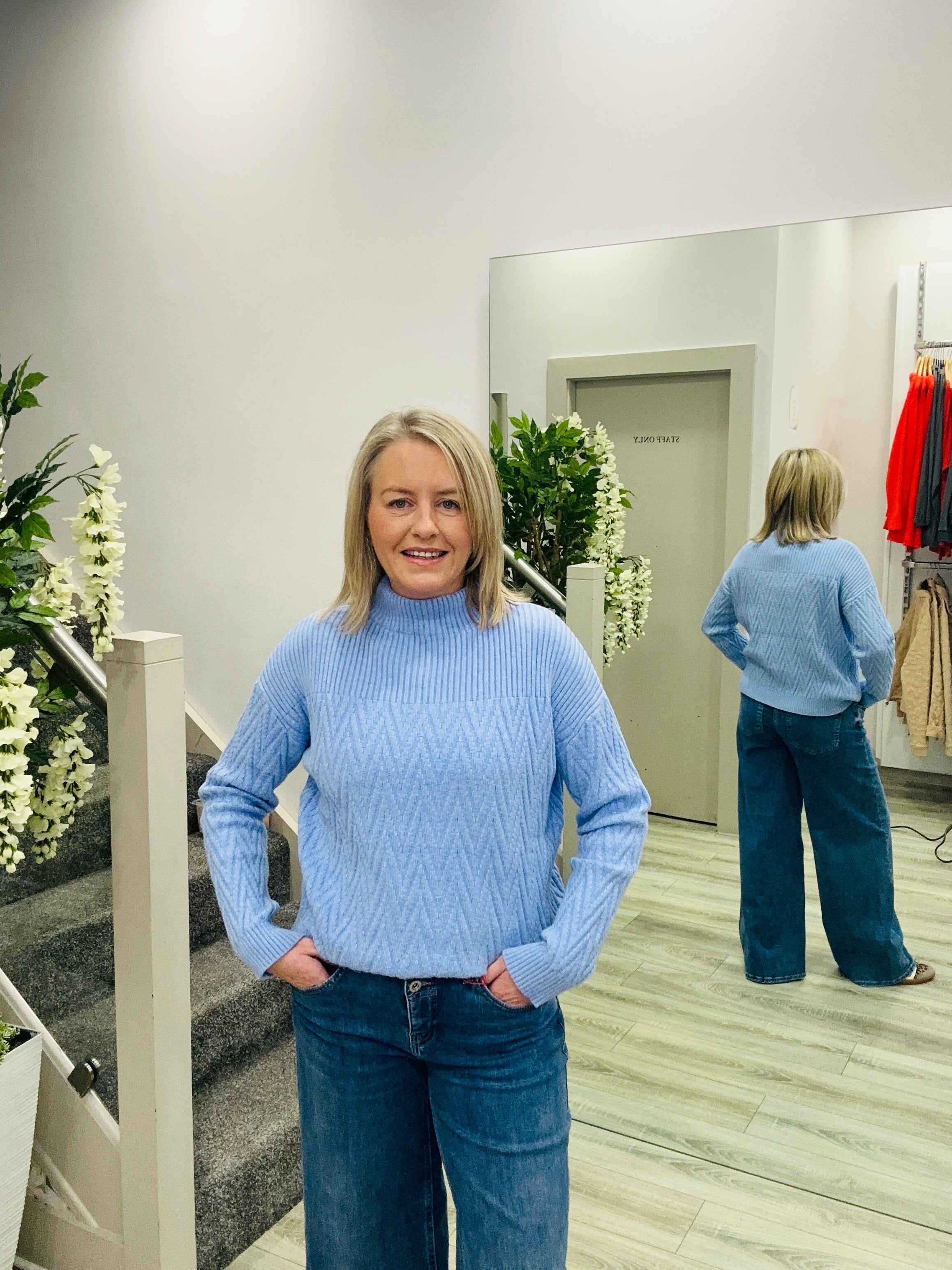 HARPER BLUE KNIT