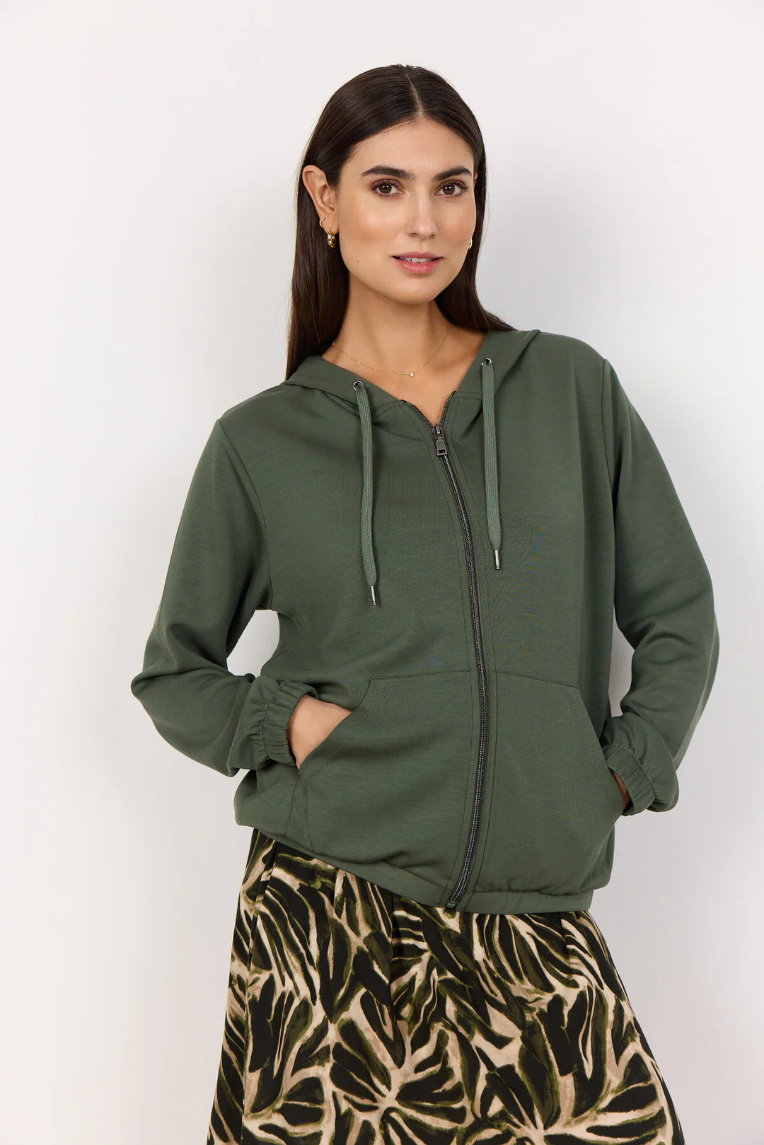 SABRINA KHAKI SWEATER