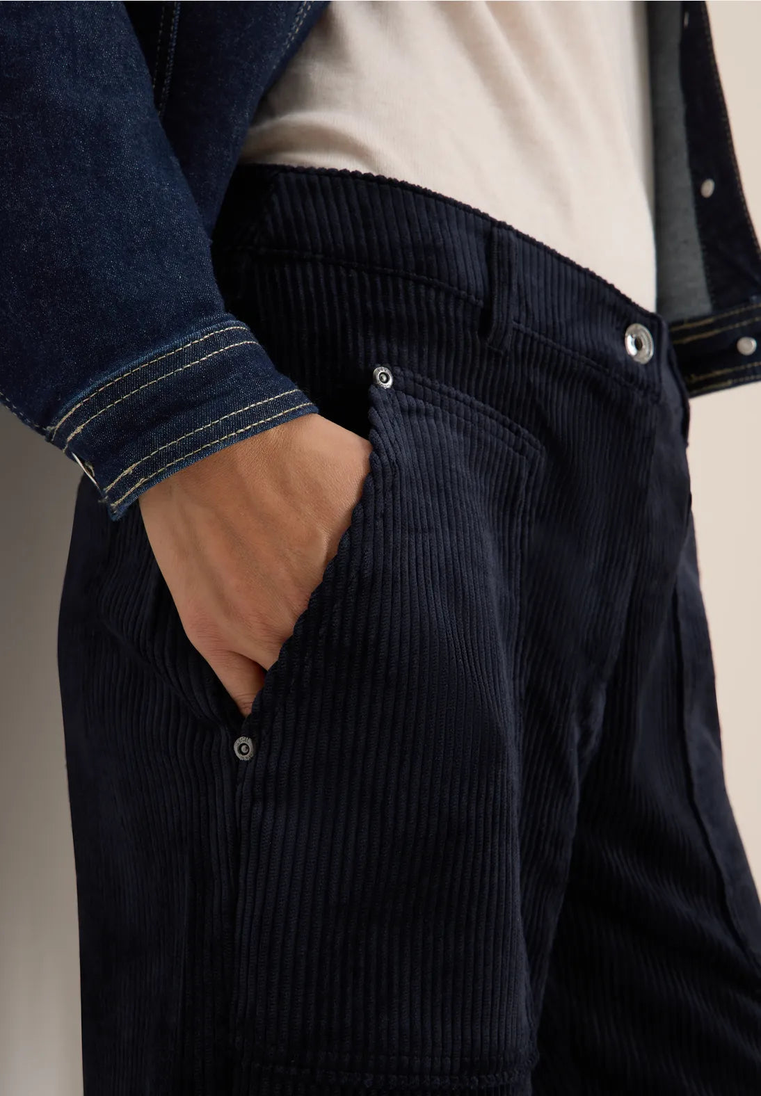 CHRISTA NAVY TROUSER