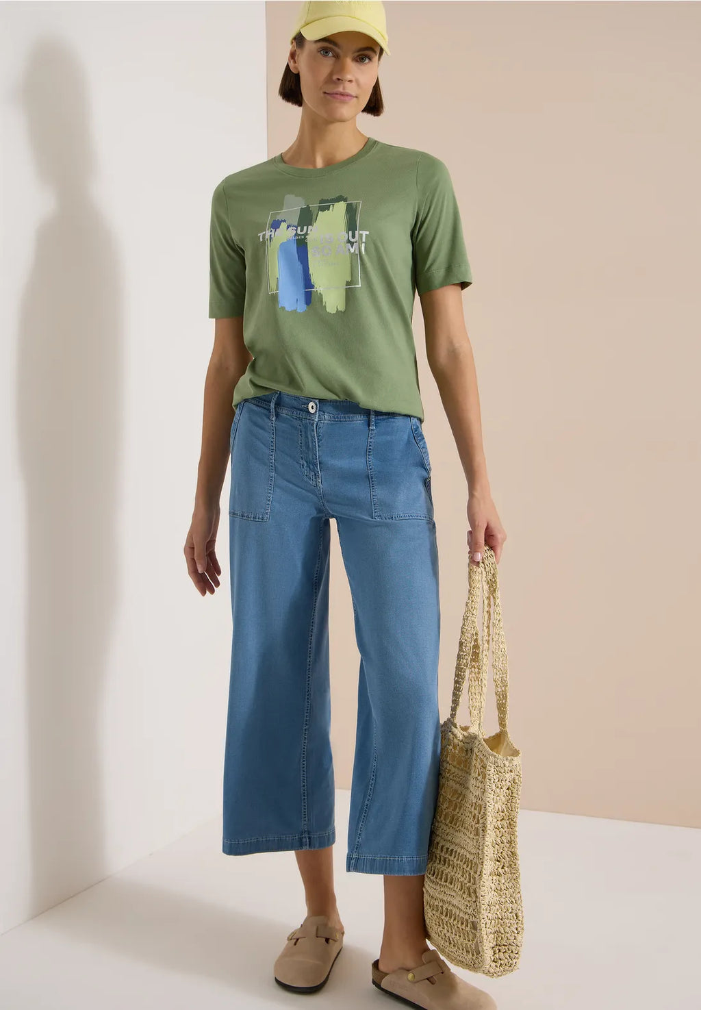 CALLY GREEN T-SHIRT