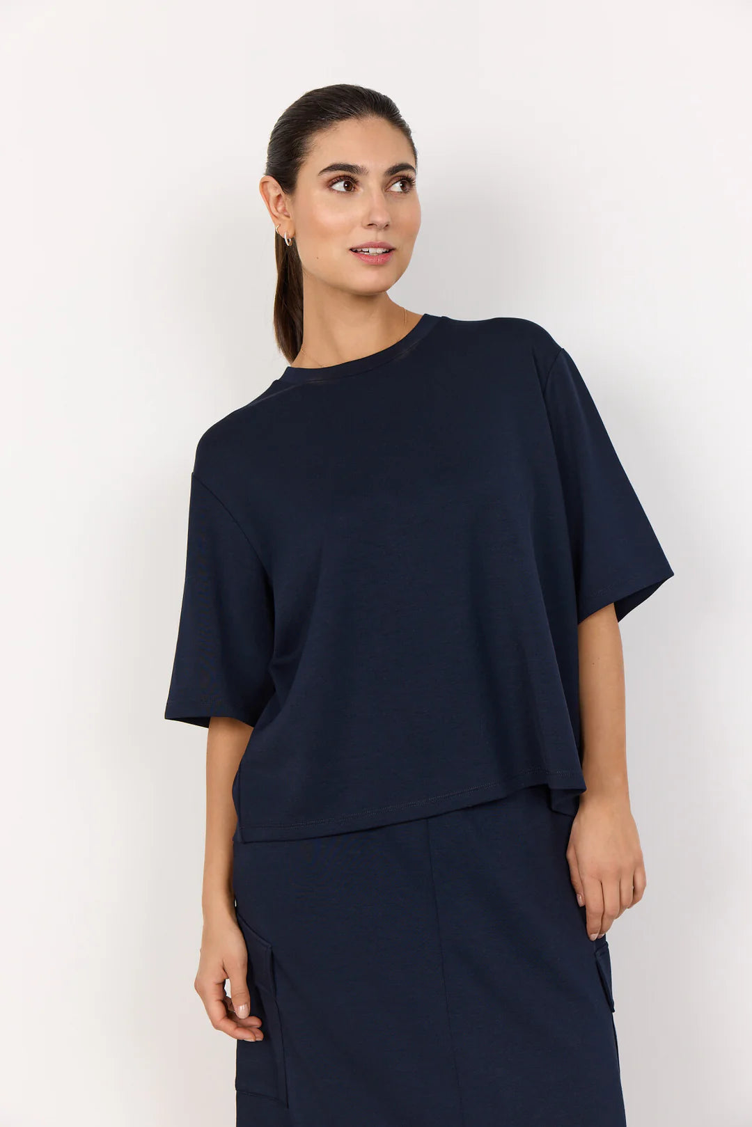 JILL NAVY TEE