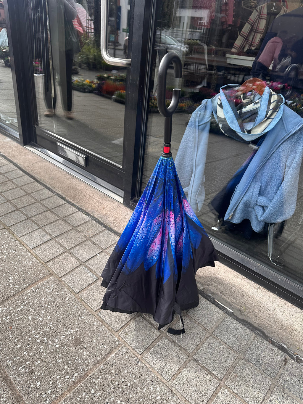 BLUE FLOWER UMBRELLA
