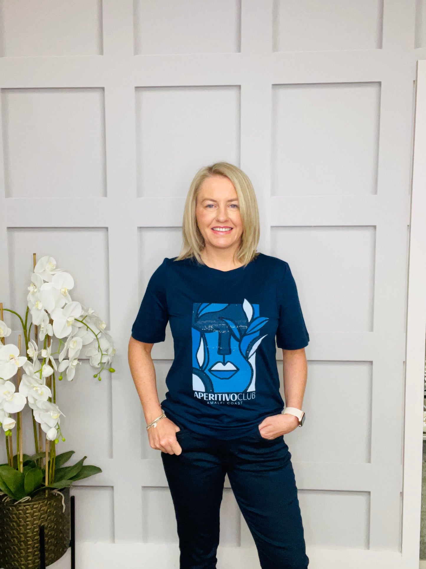 JENNIFER NAVY TEE