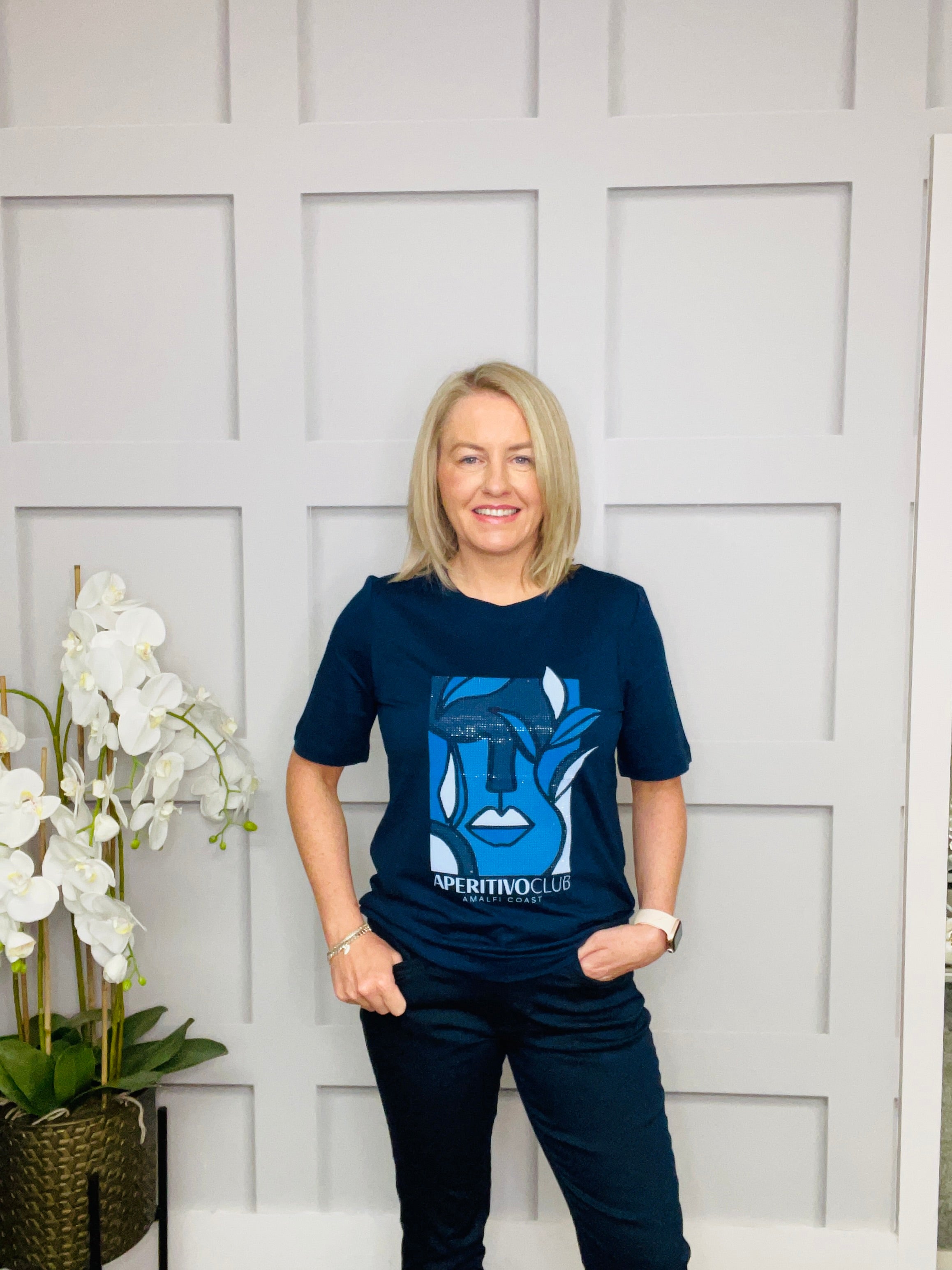 JENNIFER NAVY TEE