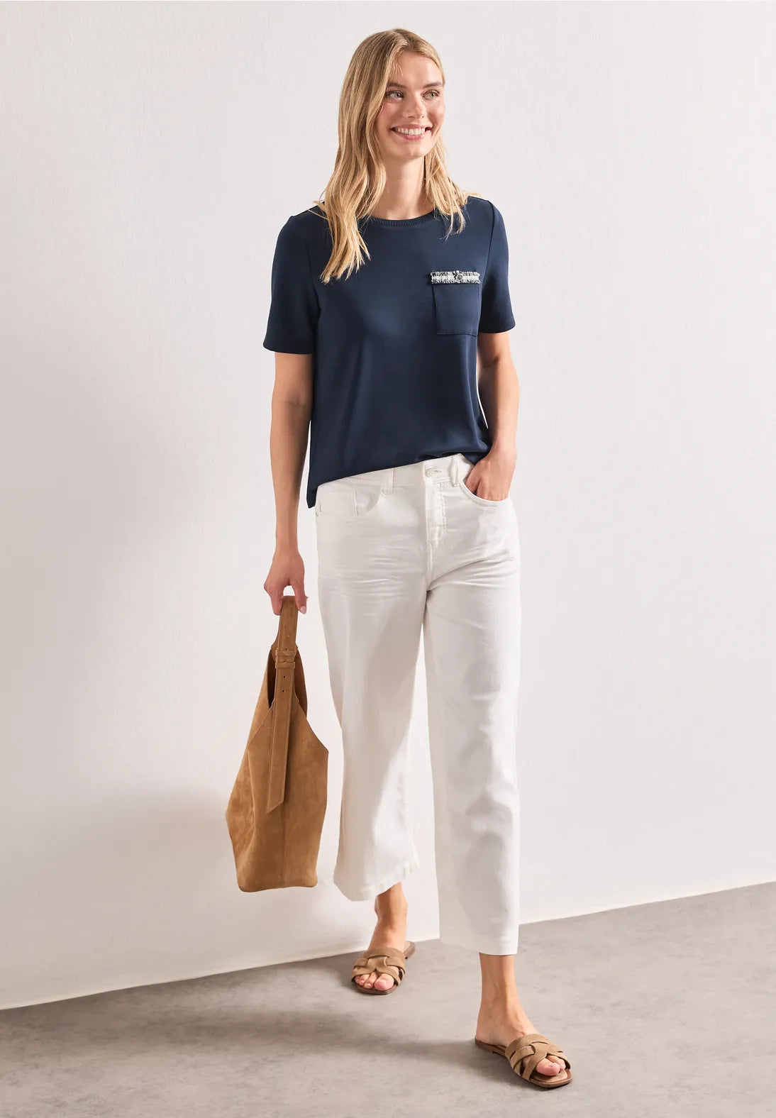 PETRA NAVY TEE