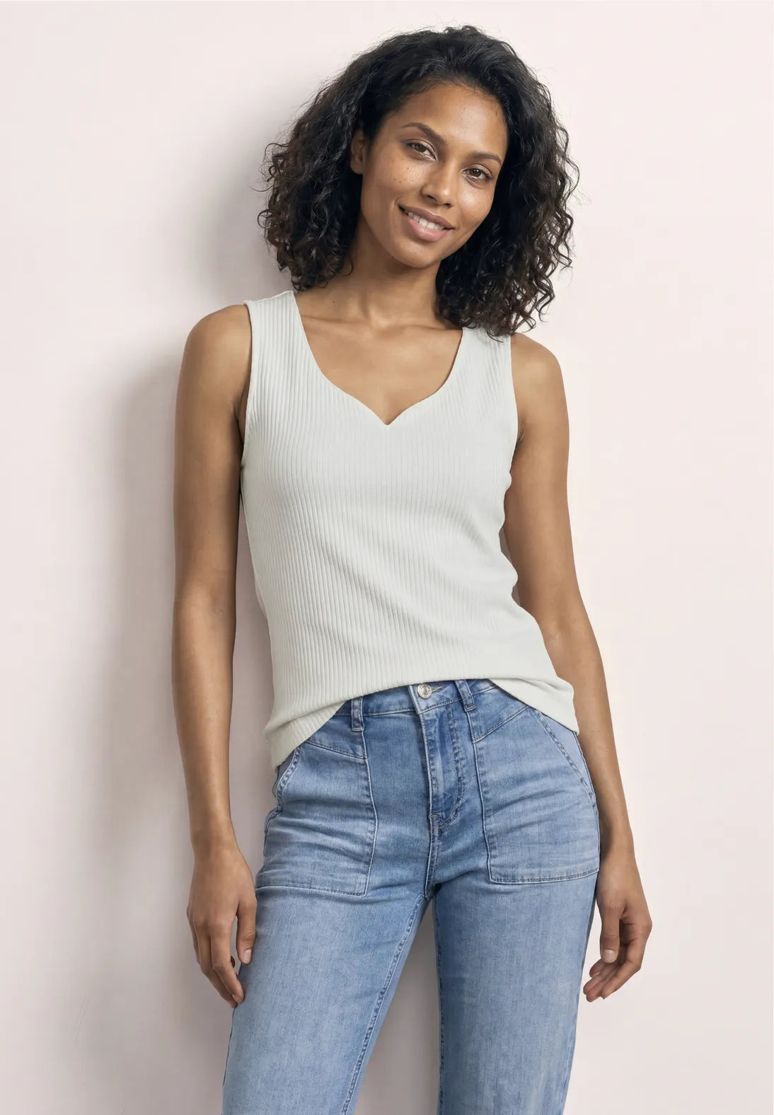 MOLLY WHITE CAMI