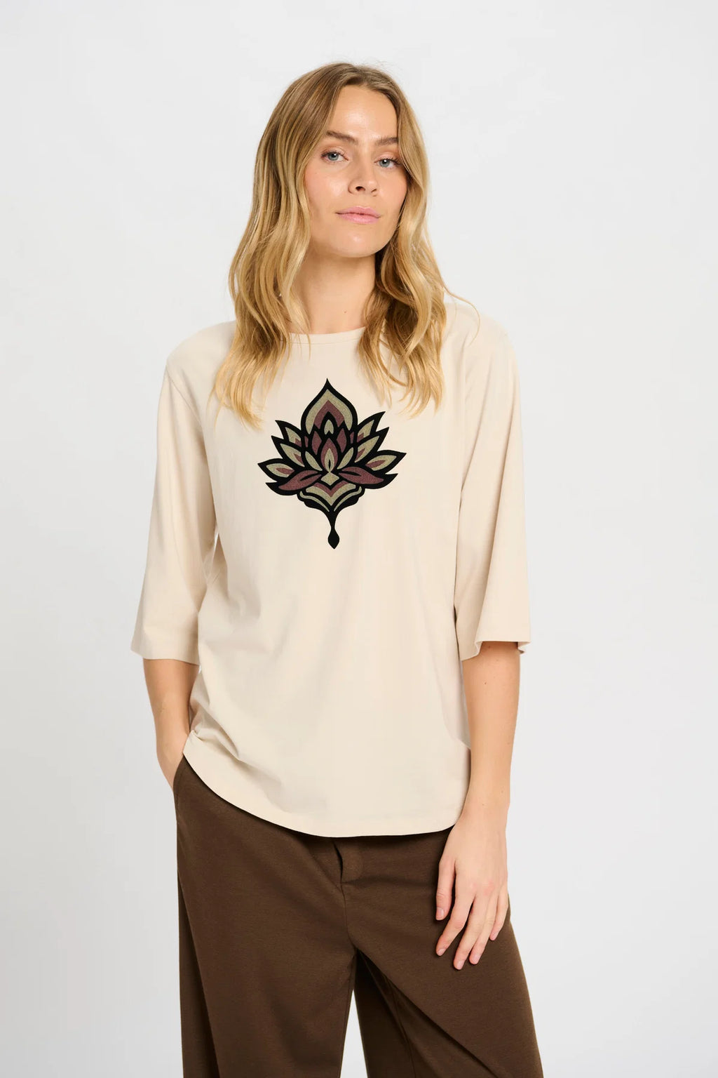 KNIGHT TEE