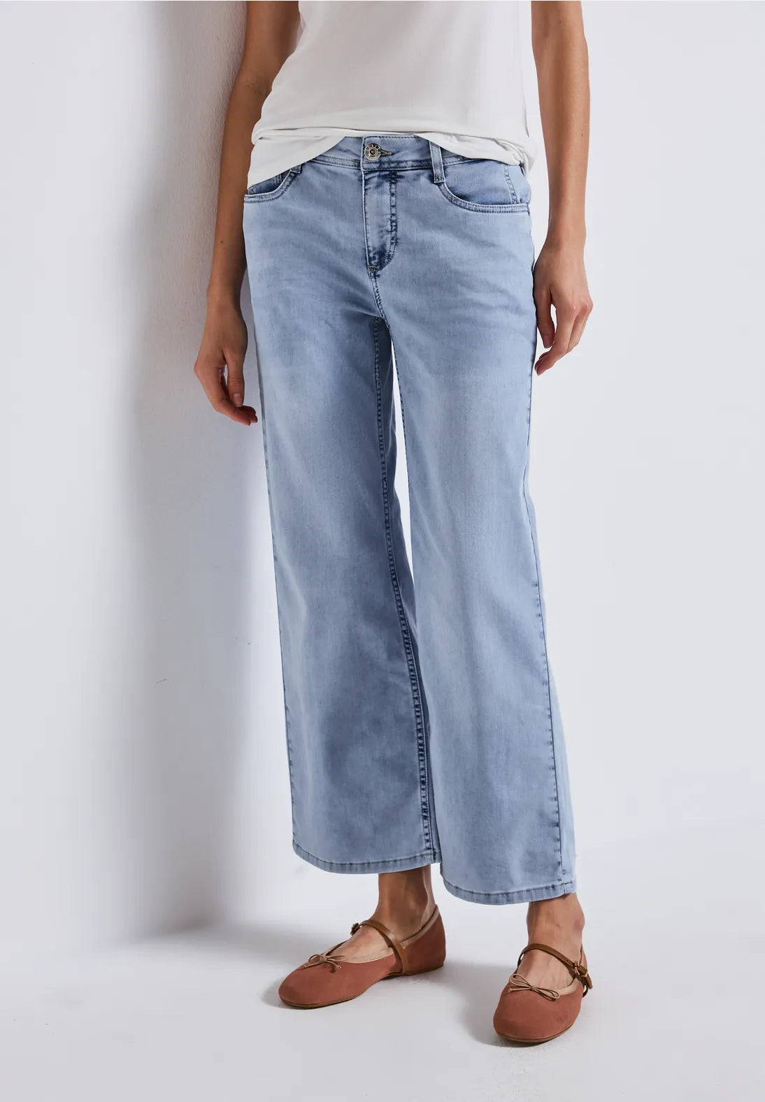 RACHEL JEANS